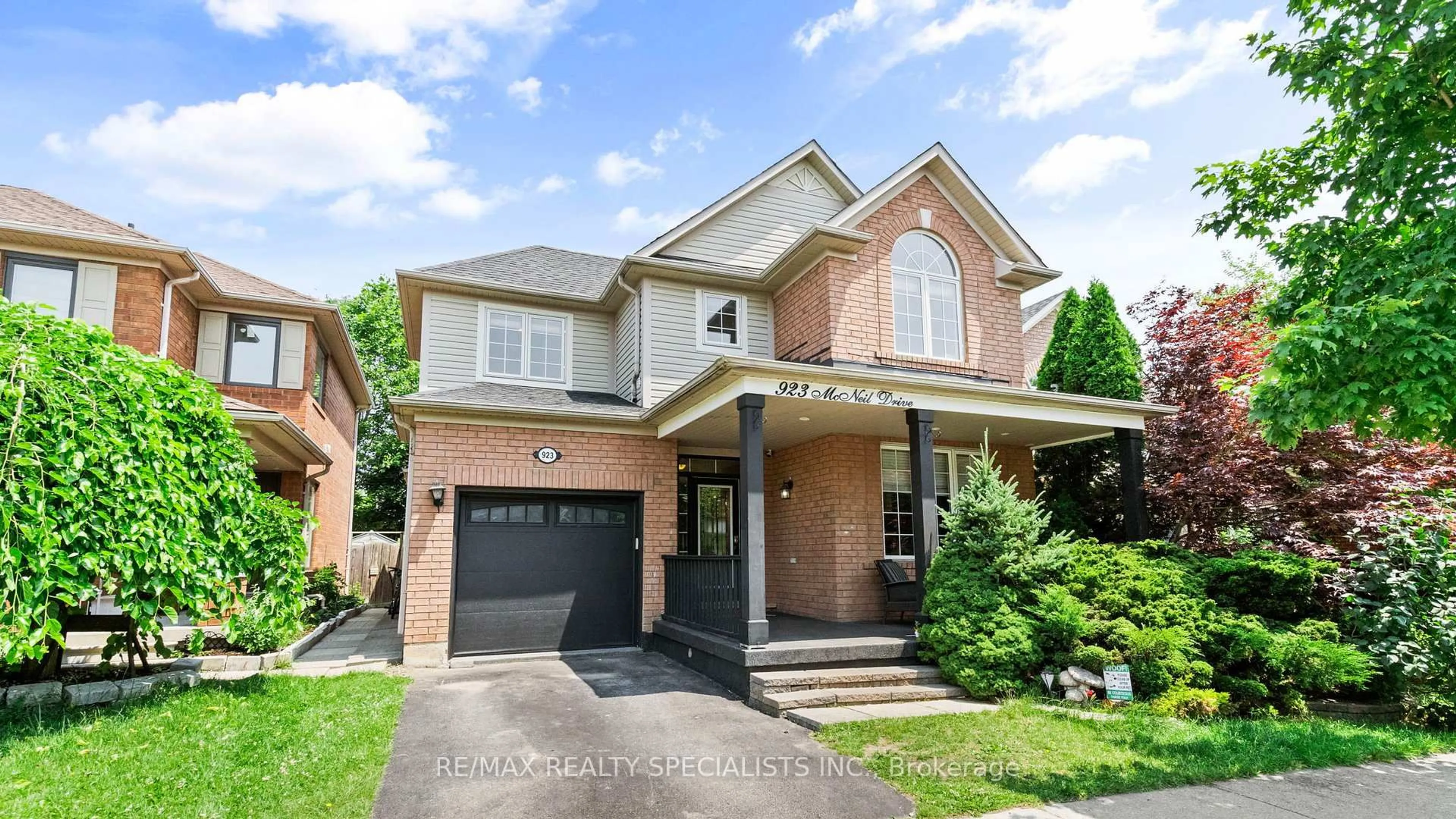 Home with brick exterior material, street for 923 McNeil Dr, Milton Ontario L9T 6M7