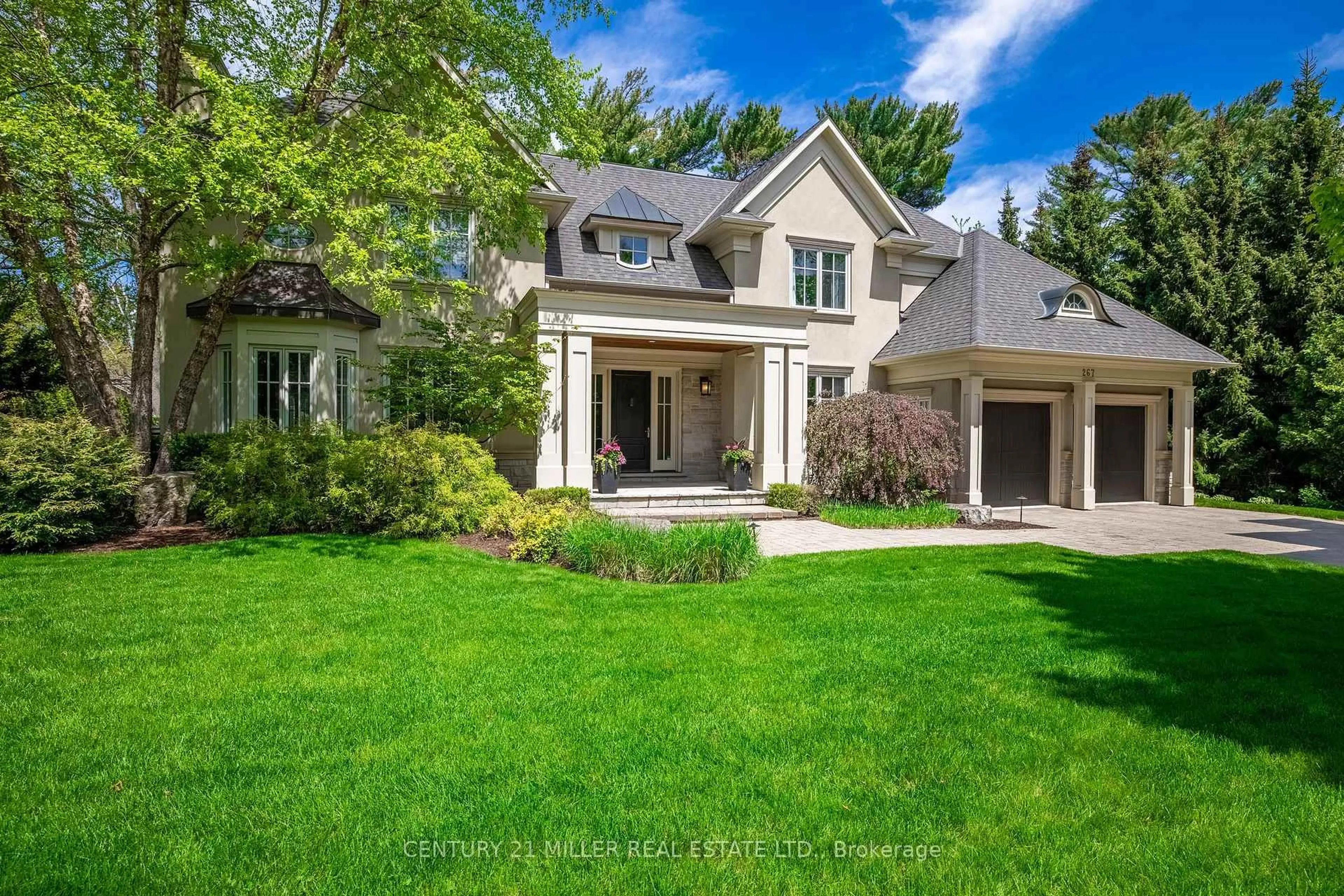 Home with brick exterior material, street for 267 Eastcourt Rd, Oakville Ontario L6J 4Y5