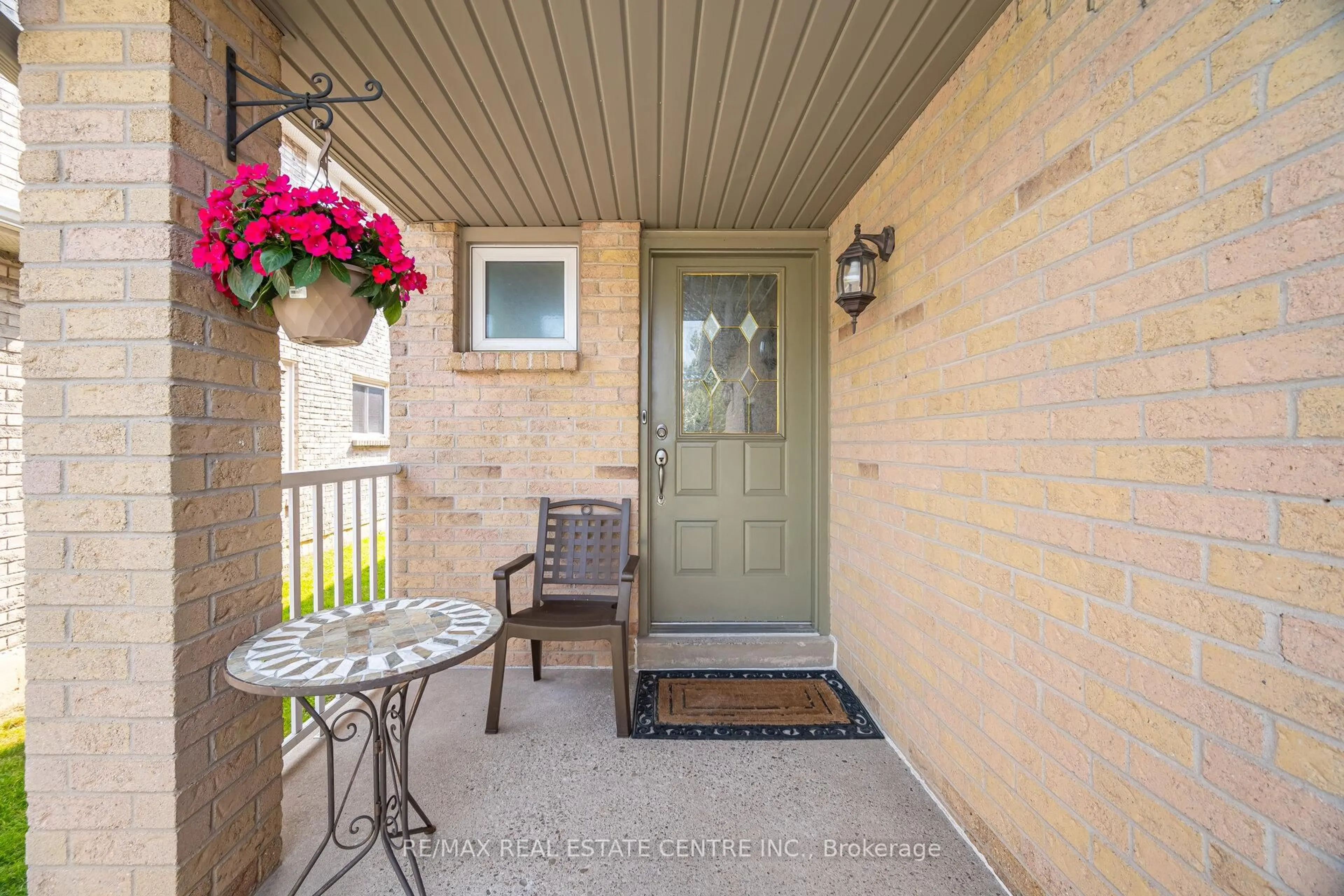 Unknown for 5860 Shay Downs, Mississauga Ontario L5M 3G3