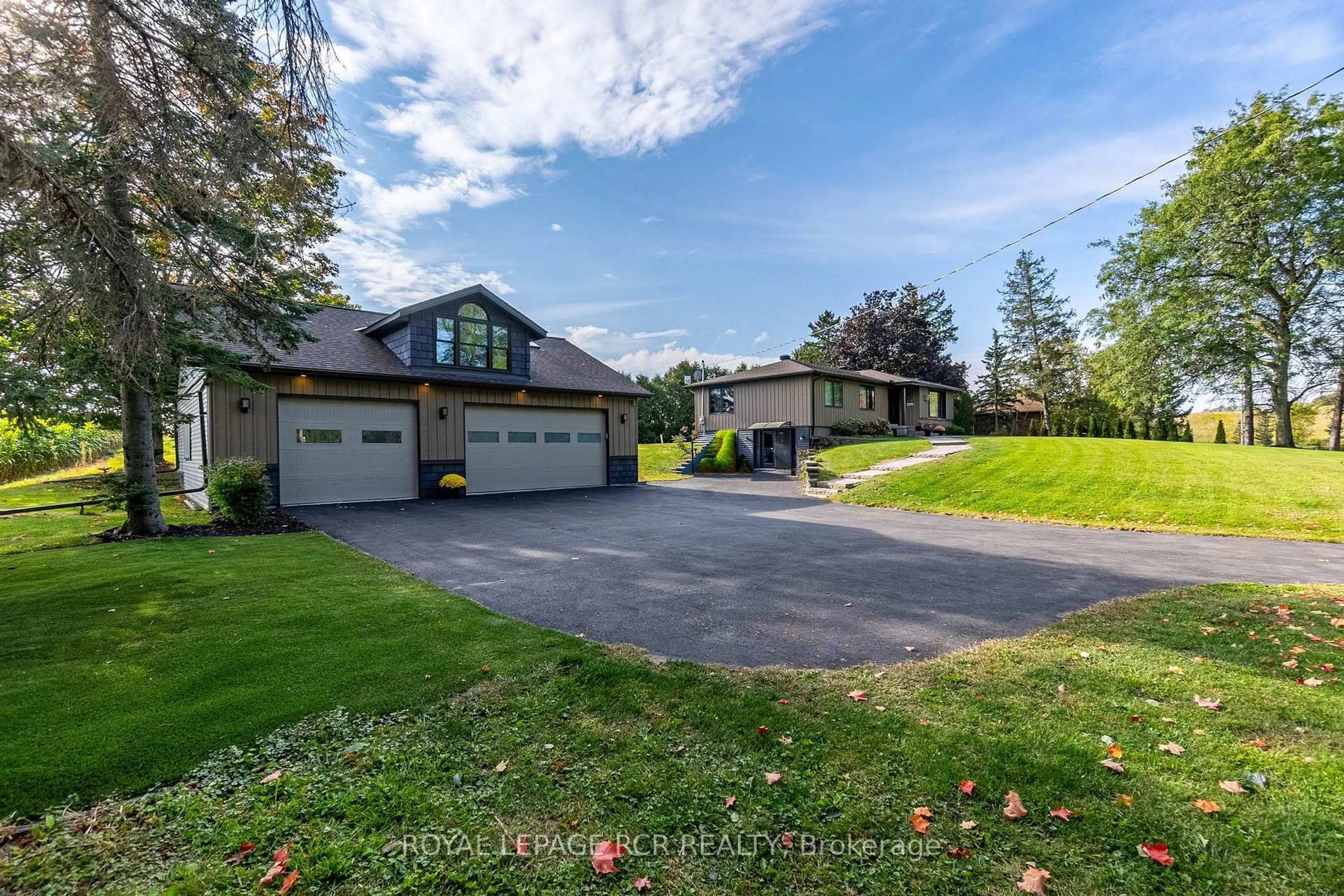 A pic from outside/outdoor area/front of a property/back of a property/a pic from drone, unknown for 9213 Castlederg Sdrd, Caledon Ontario L7E 0S8