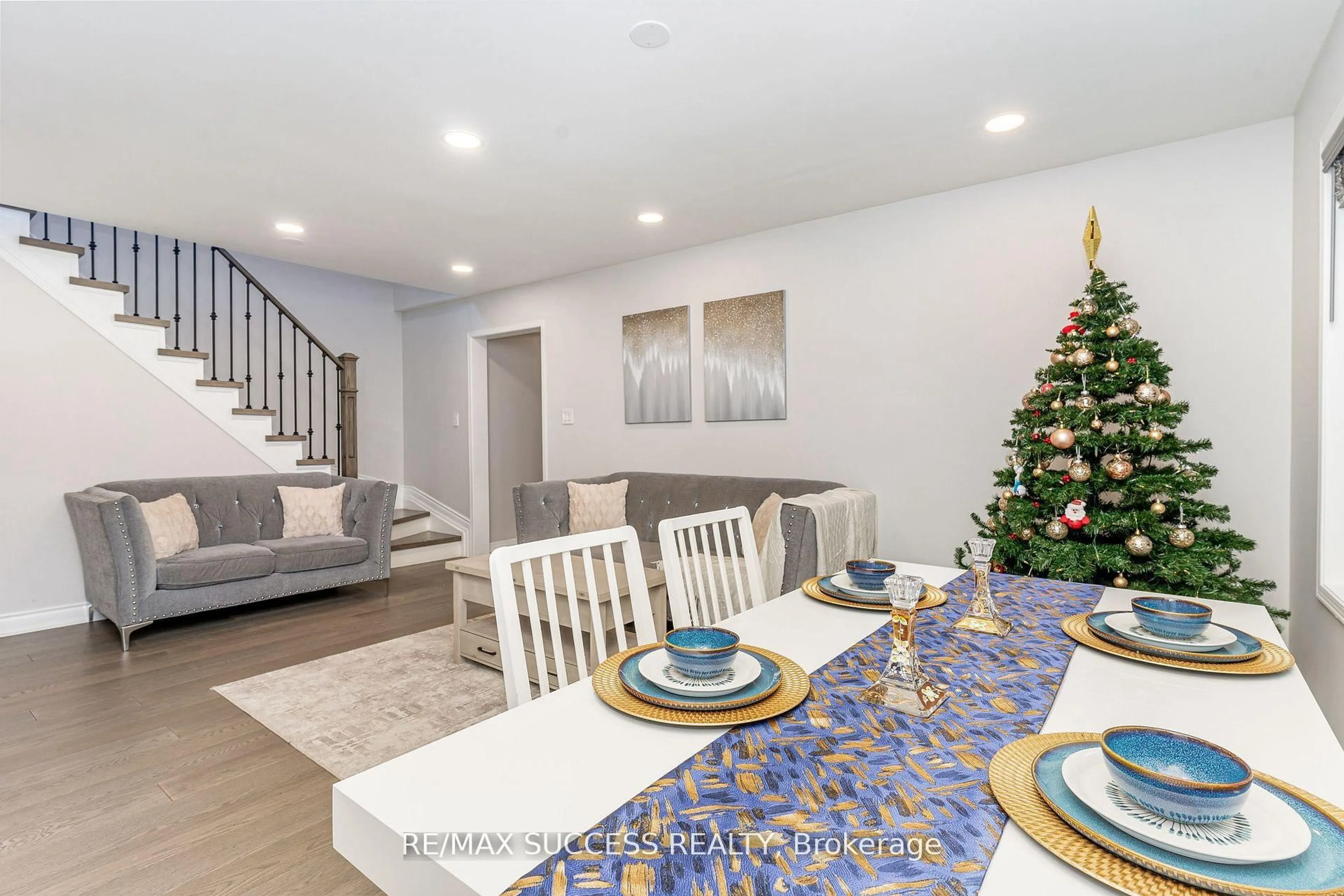Dining room, unknown for 5383 Red Brush Dr, Mississauga Ontario L4Z 4B2