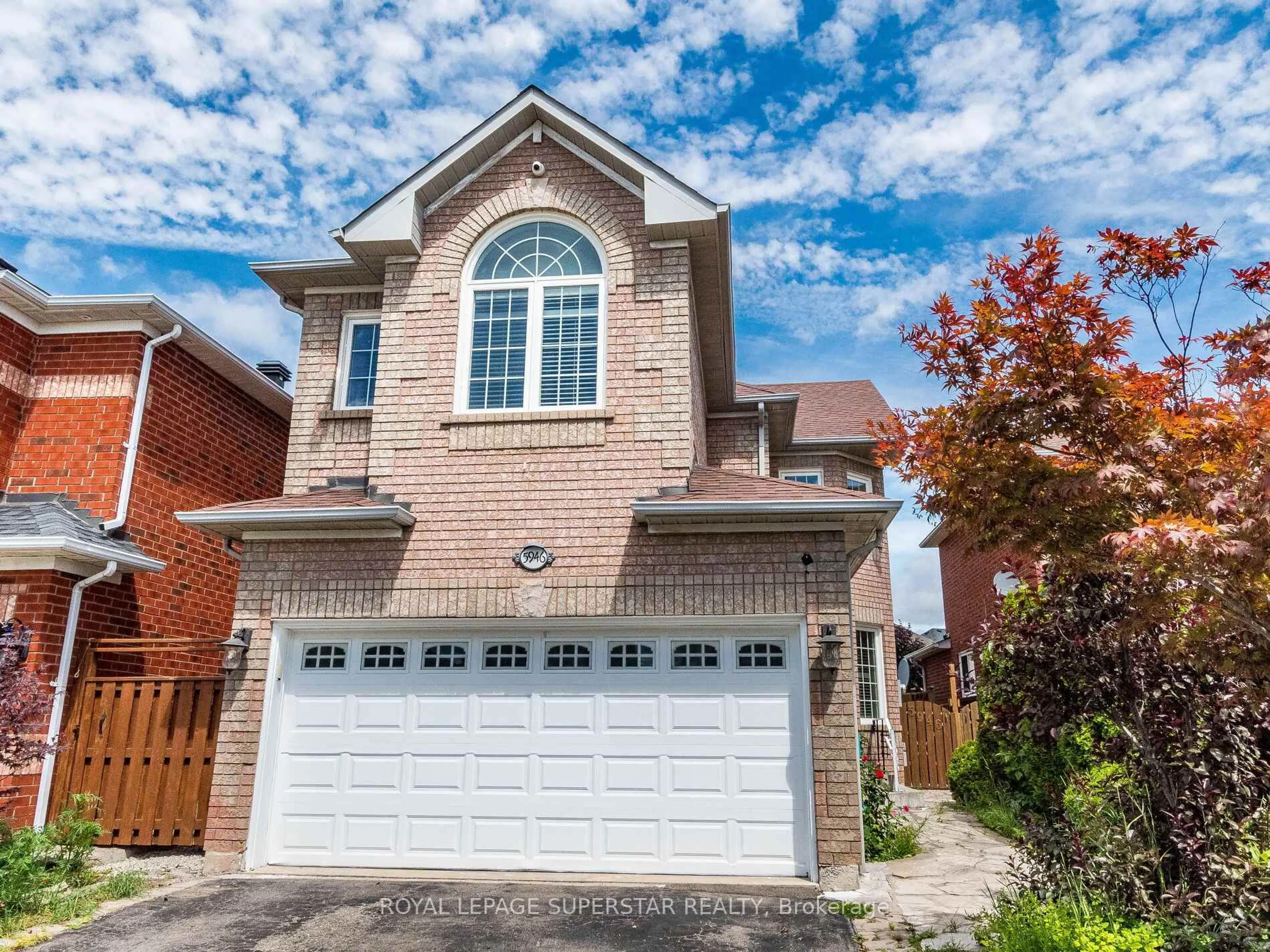 Home with brick exterior material, street for 5946 Mersey St, Mississauga Ontario L5V 1W1