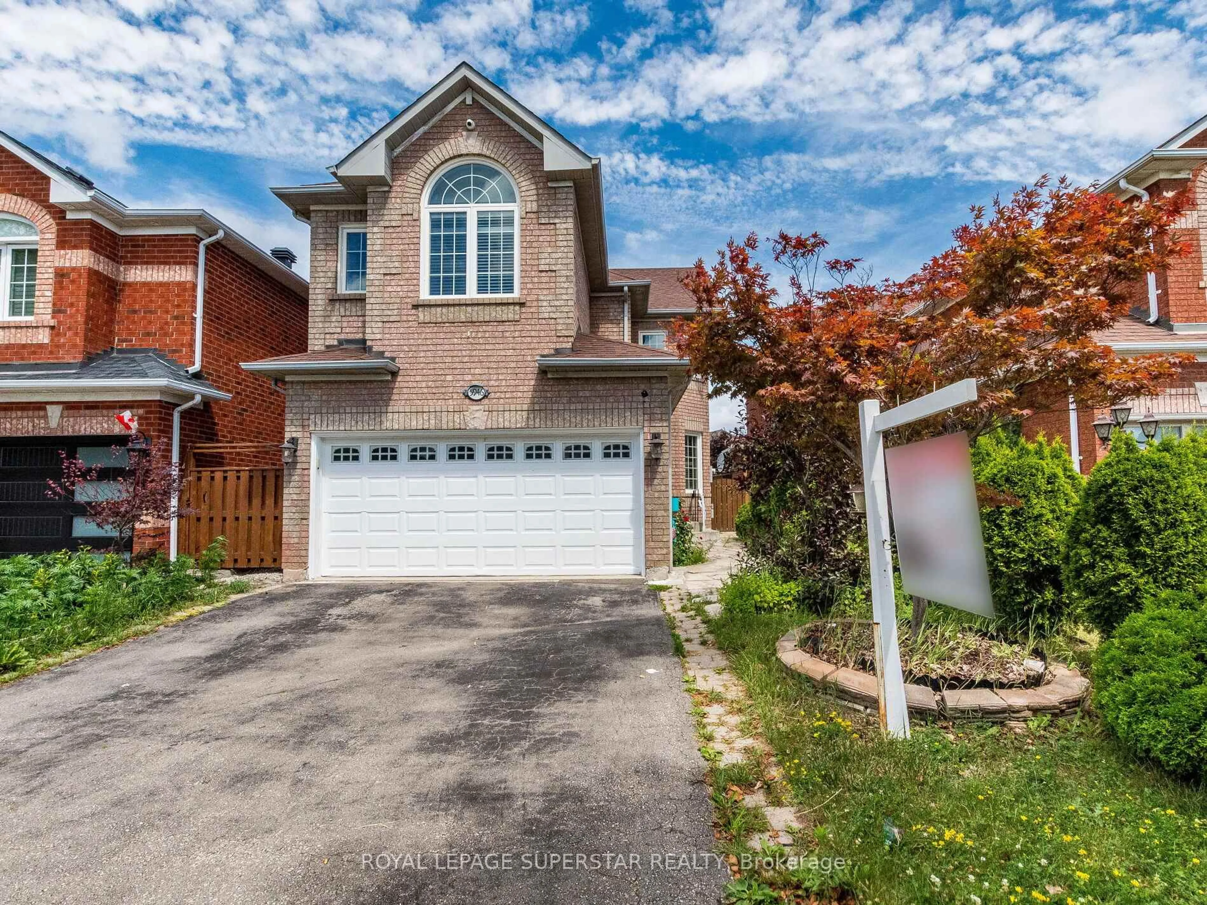 Home with brick exterior material, street for 5946 Mersey St, Mississauga Ontario L5V 1W1