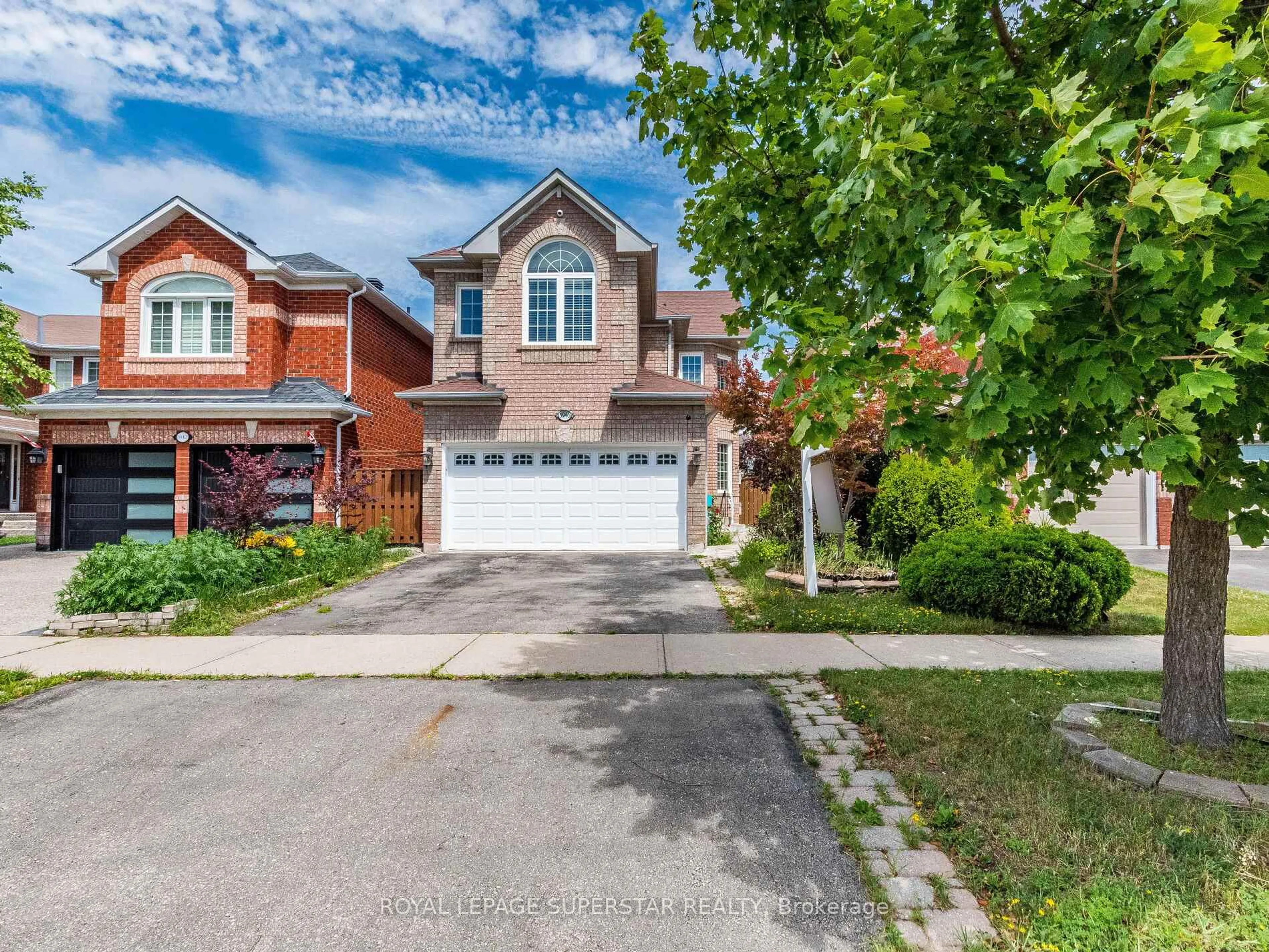 Home with brick exterior material, street for 5946 Mersey St, Mississauga Ontario L5V 1W1