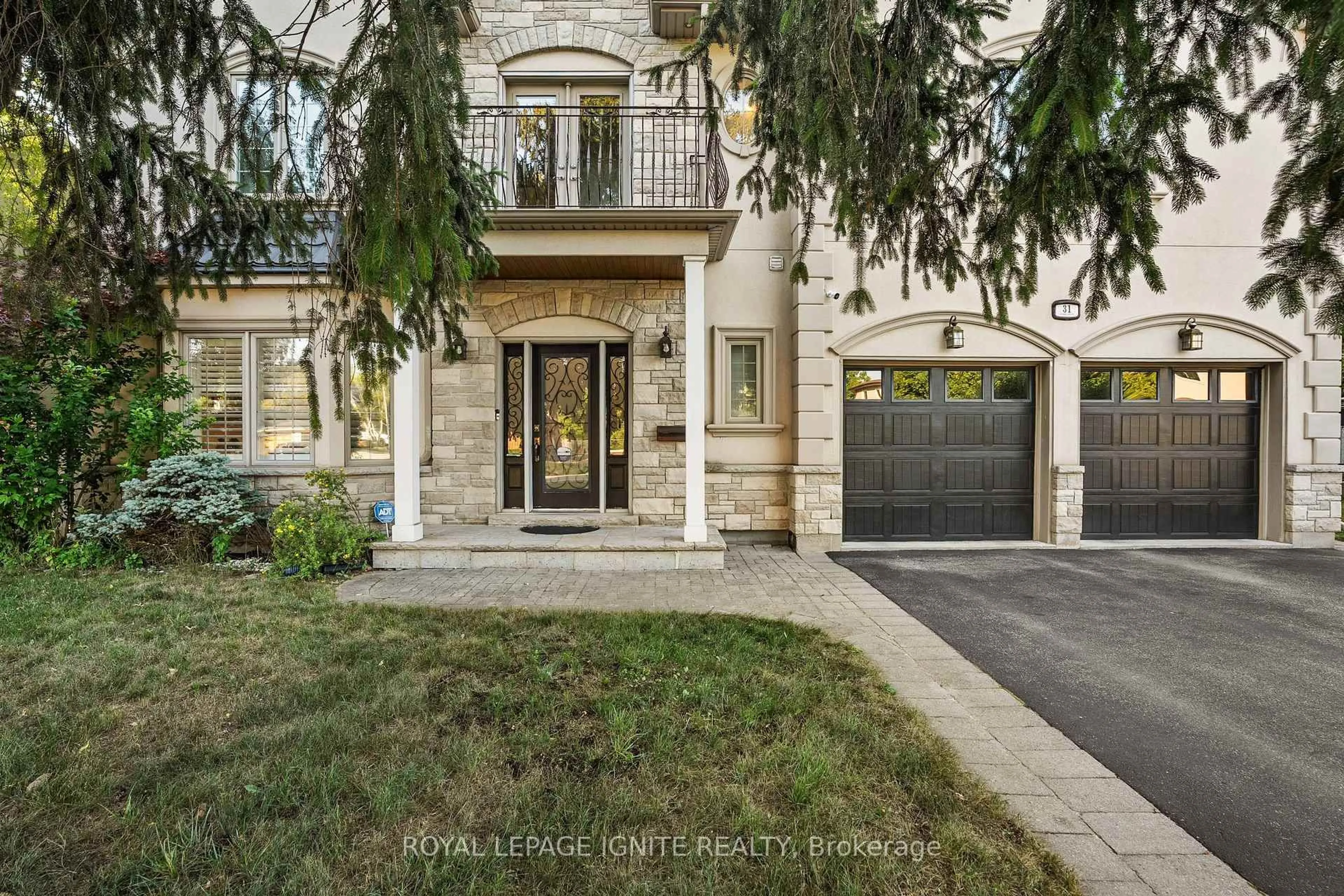 Unknown for 31 Ridge Dr, Oakville Ontario L6H 1B7