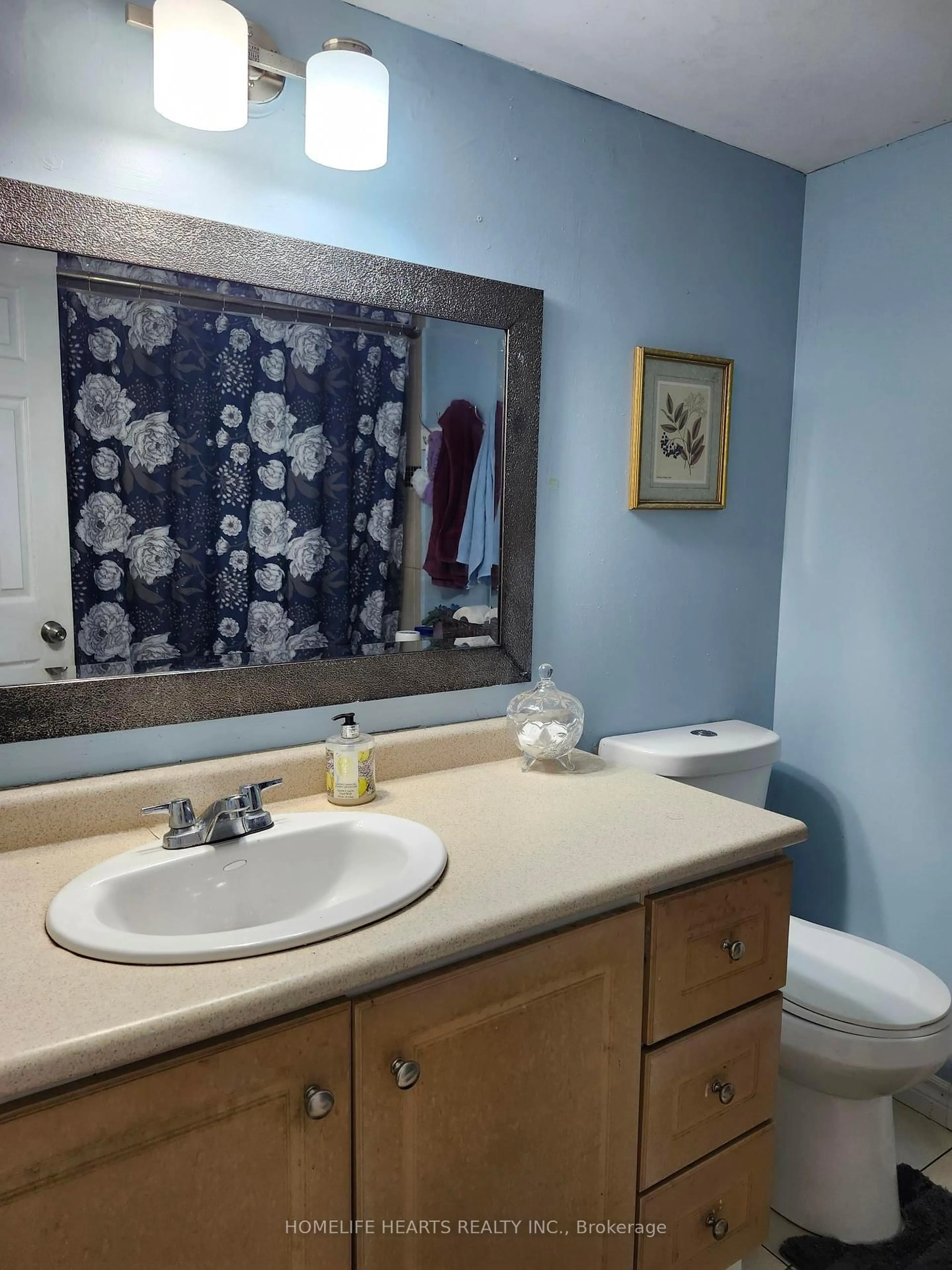 Standard bathroom, unknown for 180 Mississauga Valley Blvd #86, Mississauga Ontario L5A 3M2
