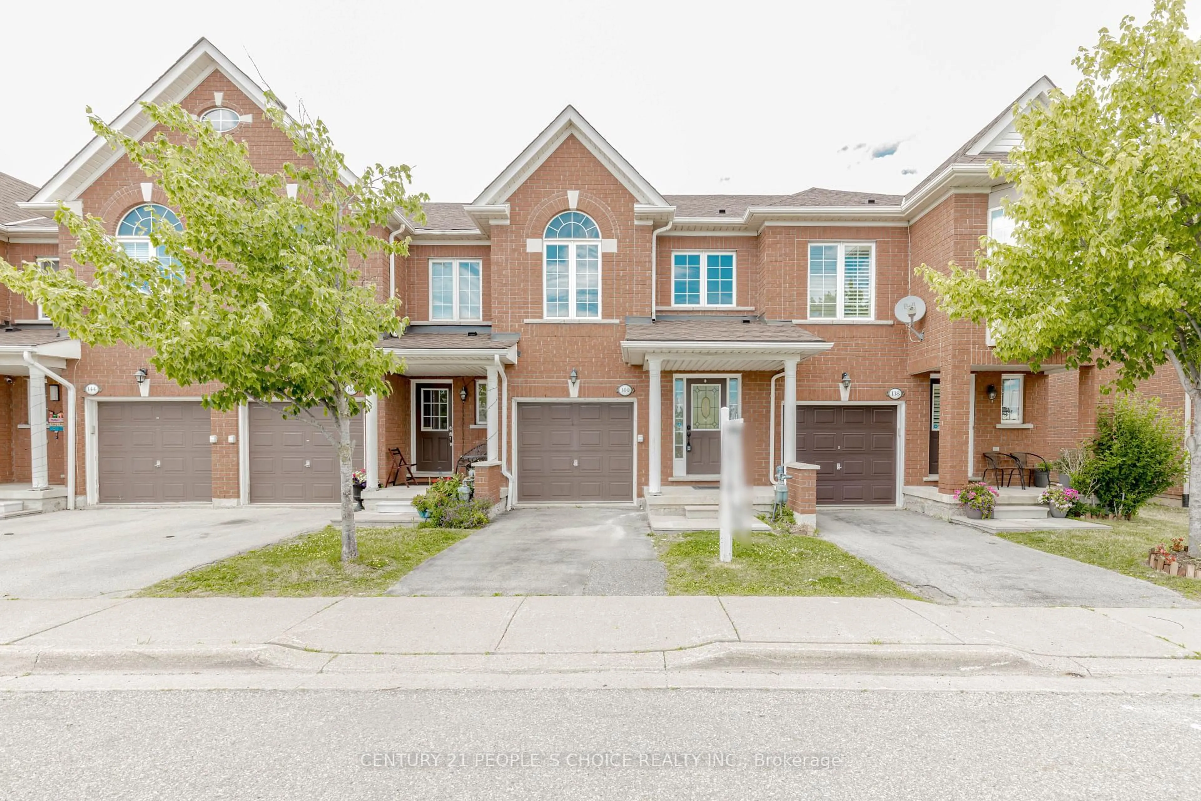 Home with brick exterior material, street for 6399 Spinnaker Circ #140, Mississauga Ontario L5W 1Z6