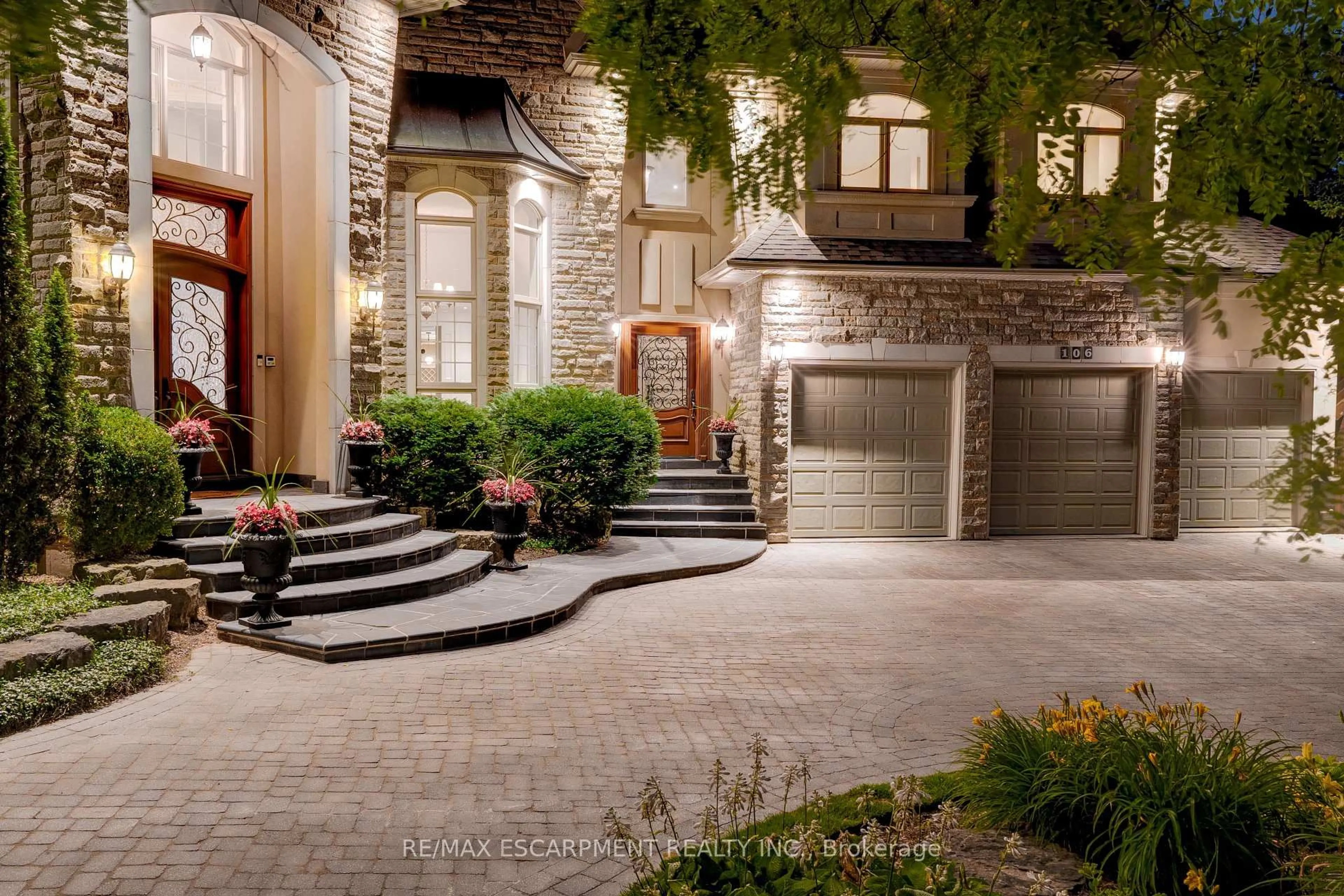 Unknown for 106 Appleby Pl, Burlington Ontario L7L 2X1