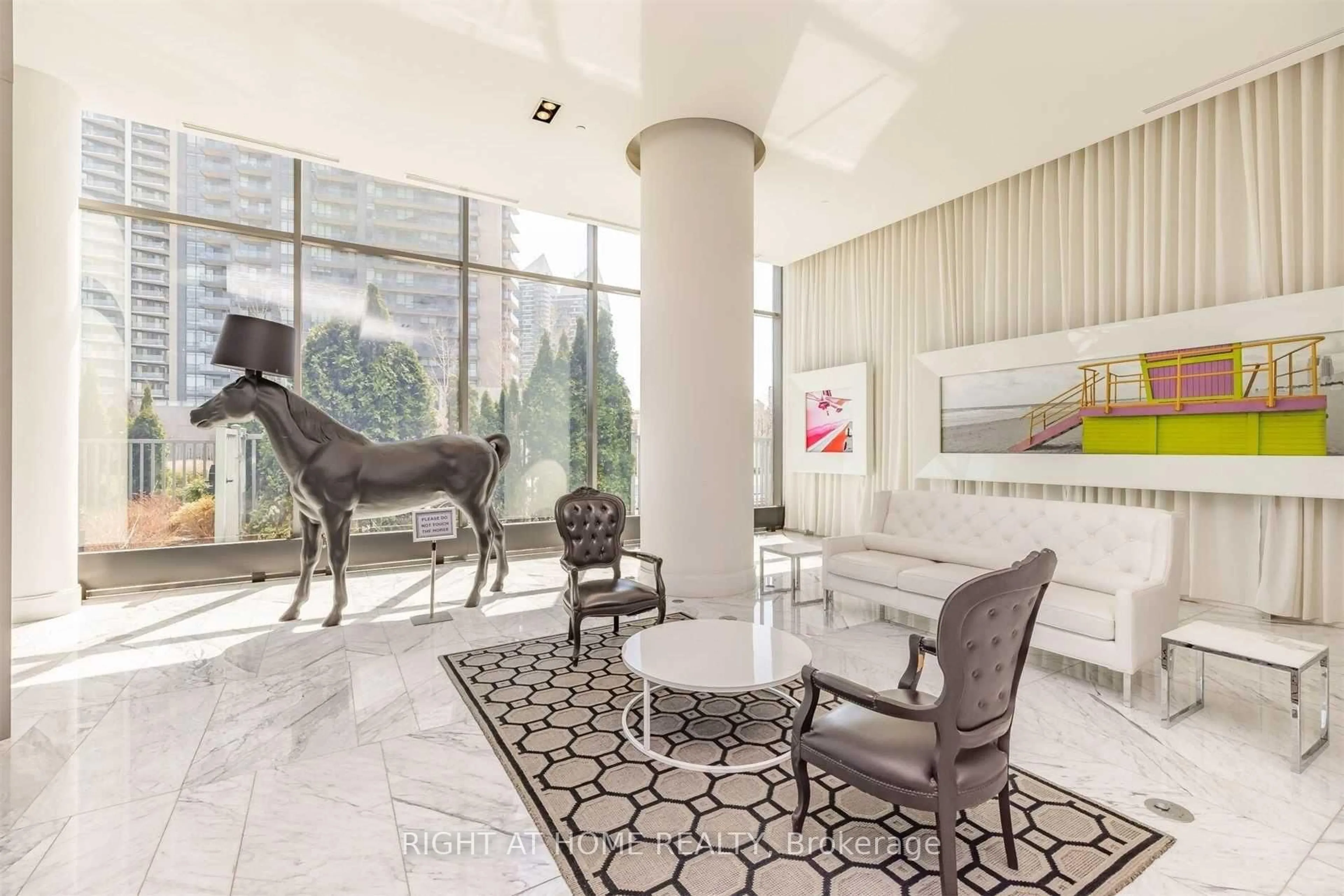 Lobby for 88 Park Lawn Rd #1010, Toronto Ontario M8Y 0B5