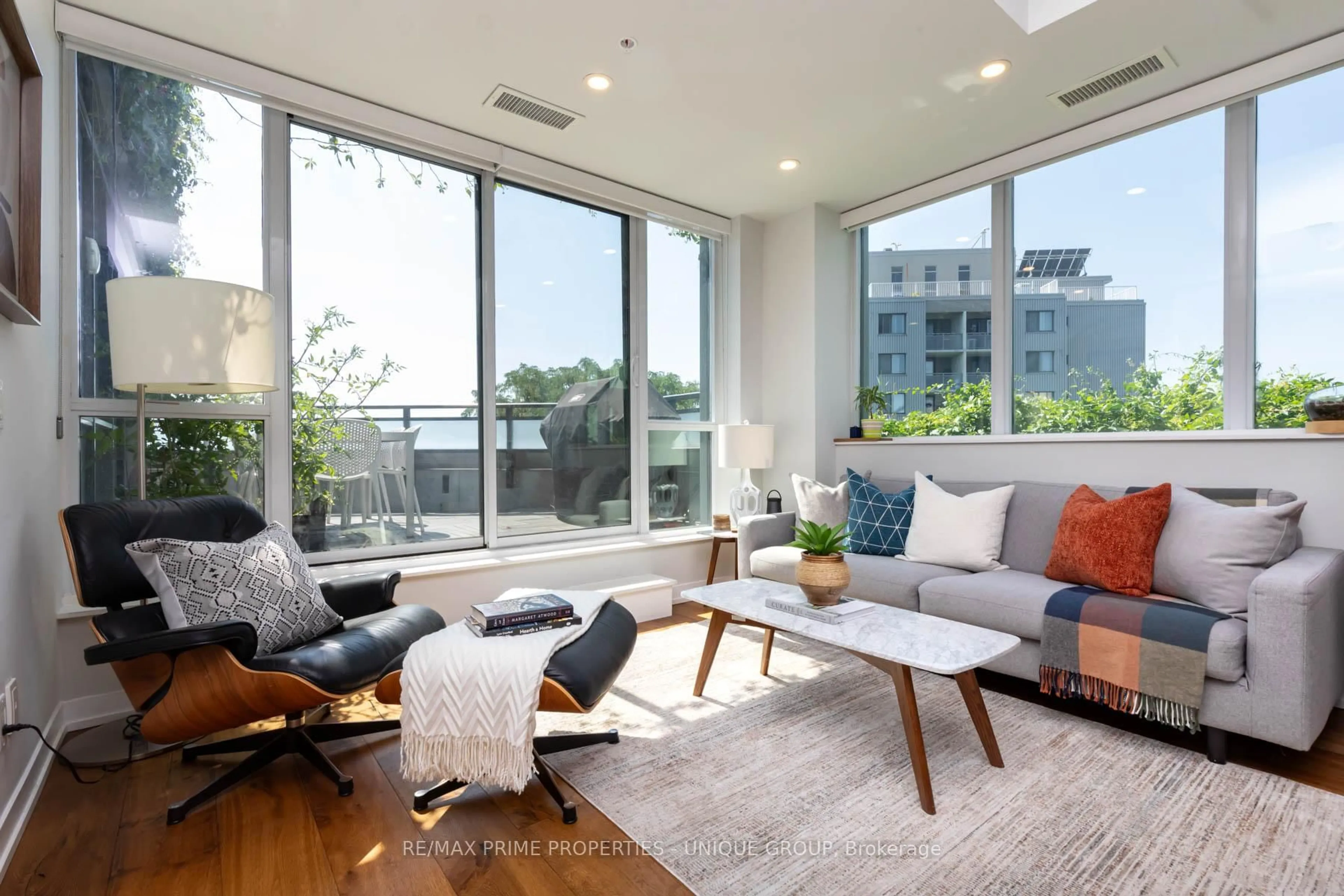 Living room with furniture, unknown for 38 Howard Park Ave #618, Toronto Ontario M6R 0A7