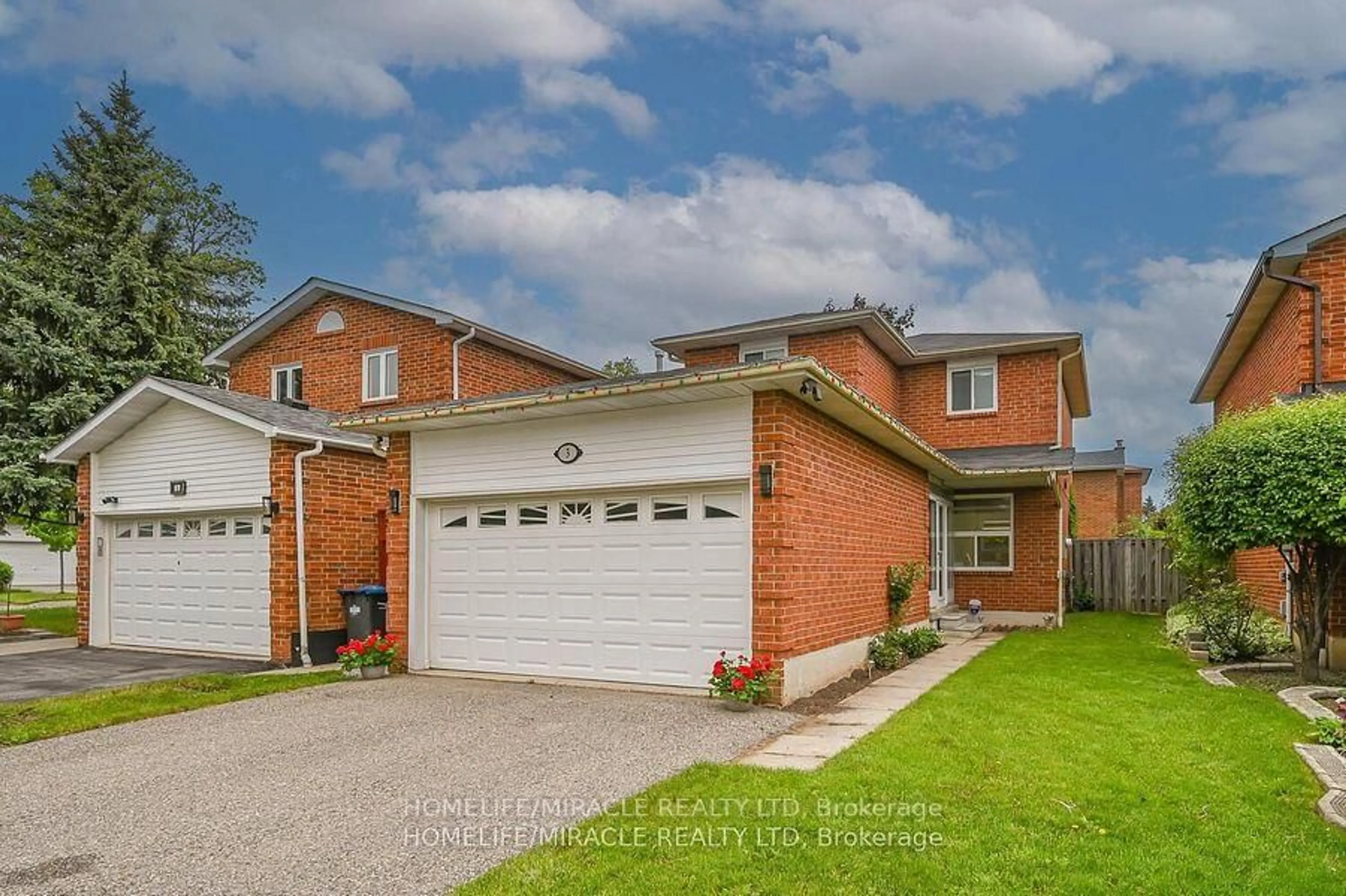 Home with brick exterior material, street for 3 Harridine Rd, Brampton Ontario L6X 3N9