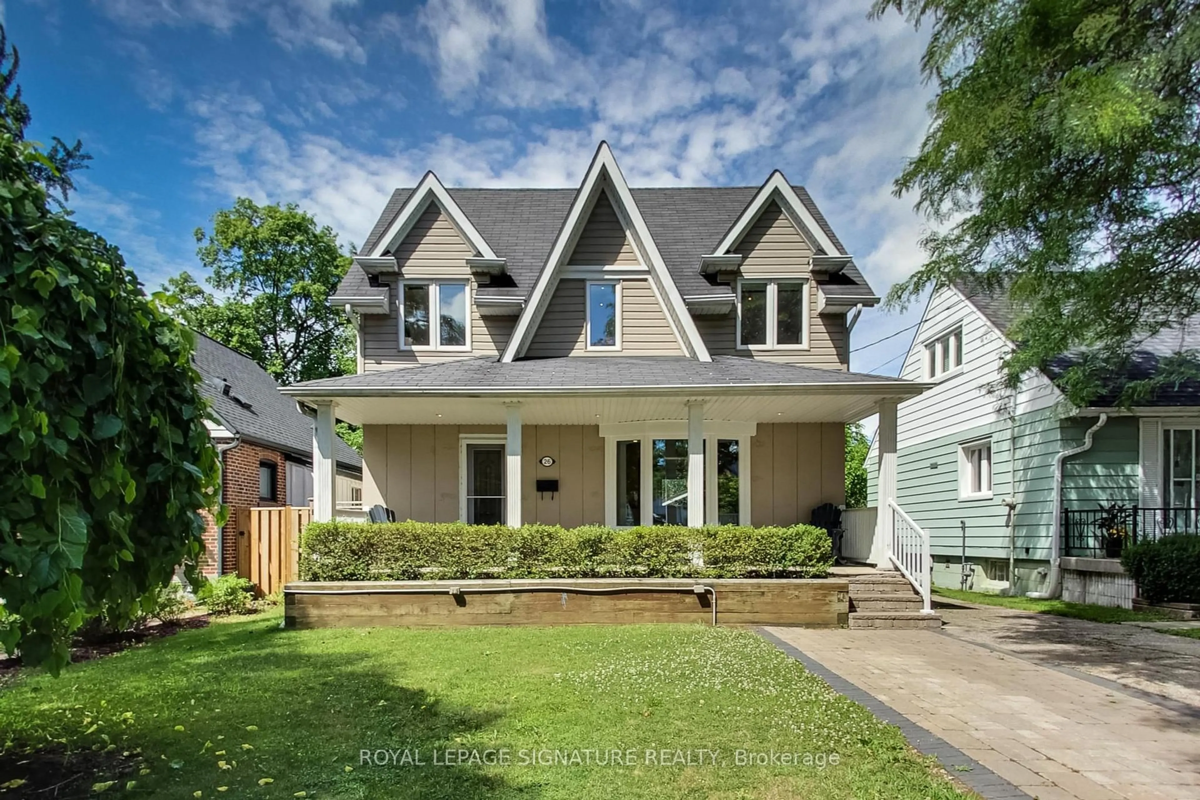 Home with vinyl exterior material, street for 26 Fulham Dr, Toronto Ontario M8W 4T2