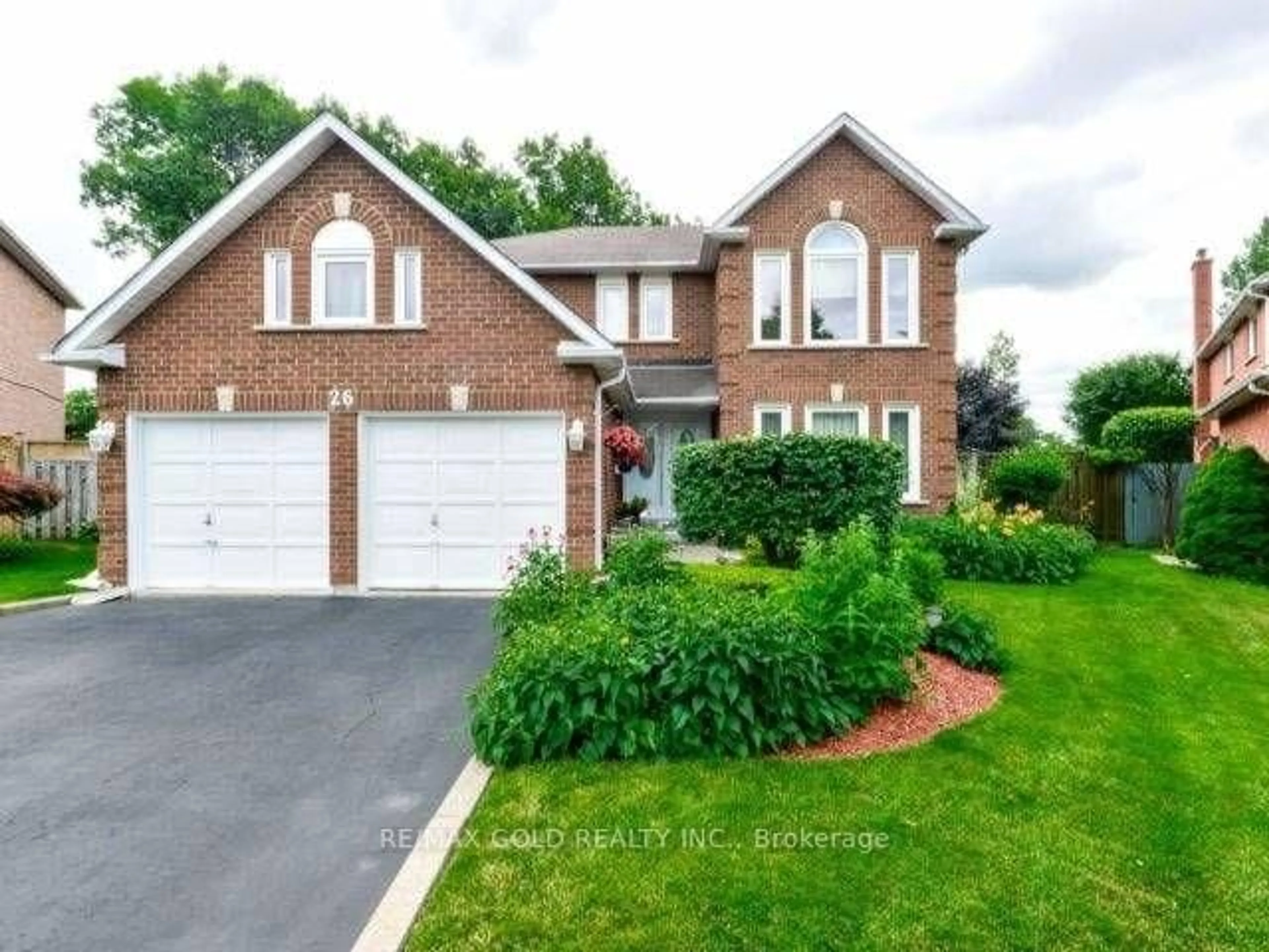 Home with brick exterior material, street for 26 Larchwood Pl, Brampton Ontario L6S 5V3