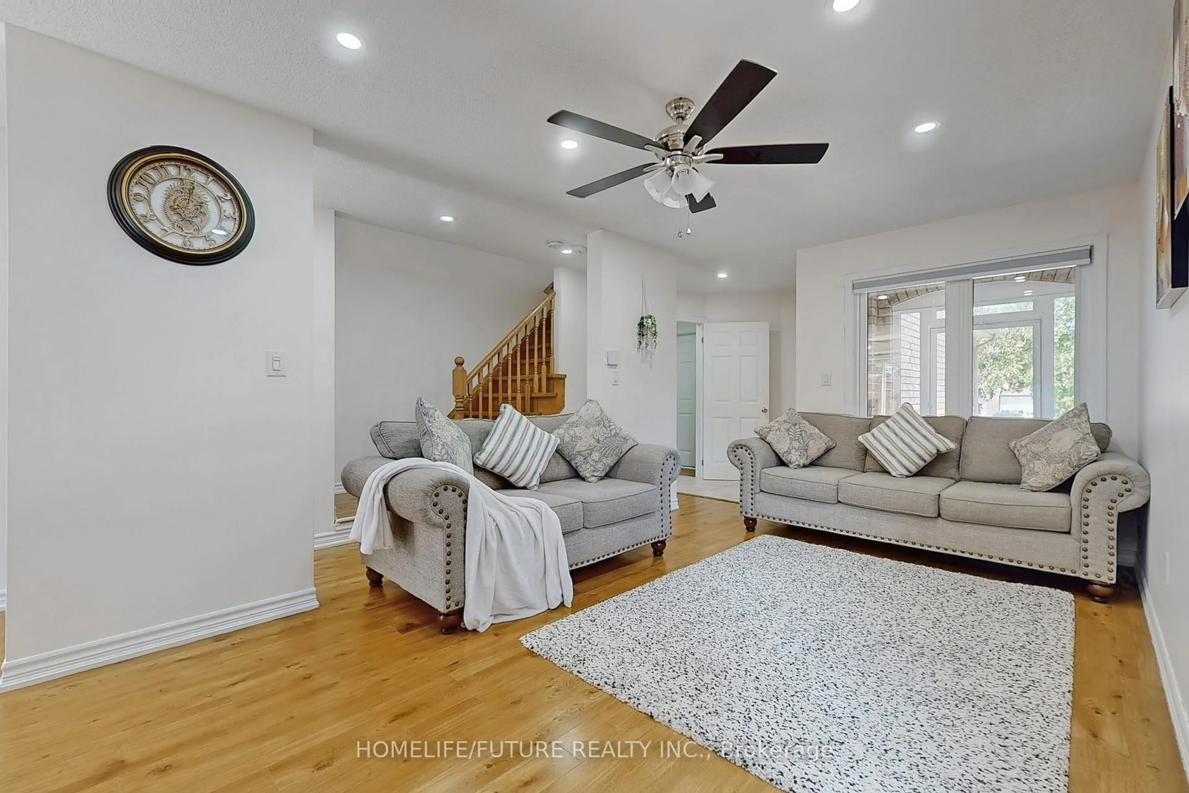 Living room with furniture, unknown for 83 Dandelion Rd, Brampton Ontario L6R 1Y3