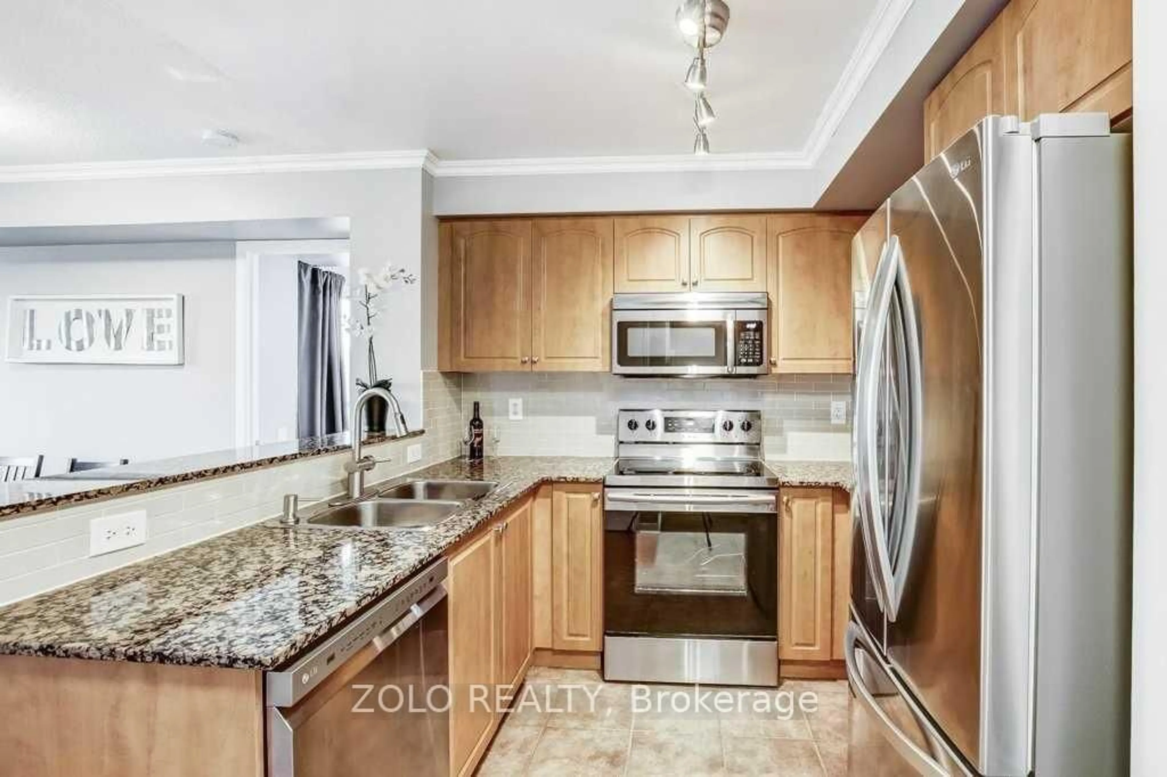Standard kitchen, ceramic/tile floor for 1040 The Queensway St #409, Toronto Ontario M8Z 0A7