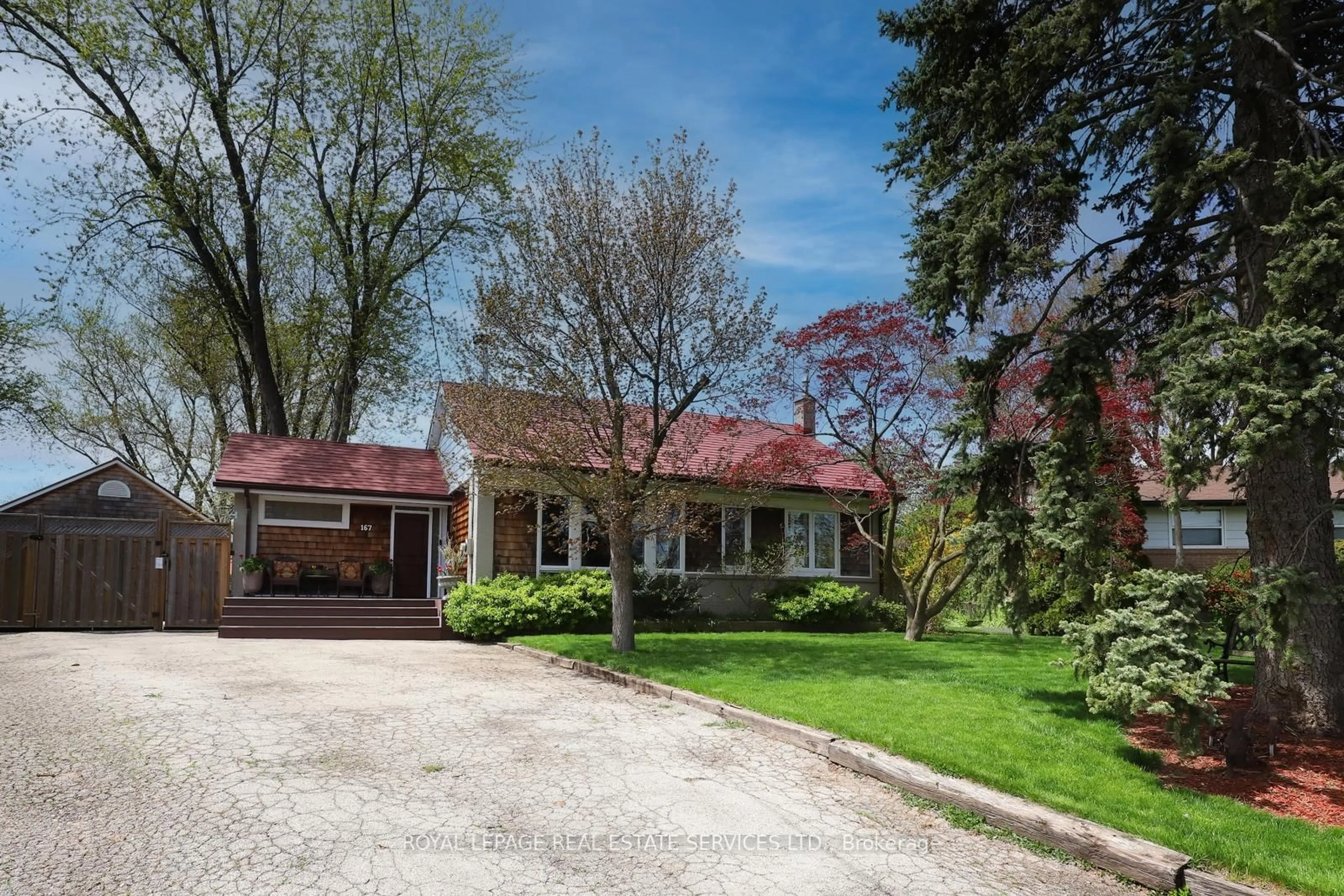 Home with brick exterior material, street for 167 Oliver Pl, Oakville Ontario L6H 1K9