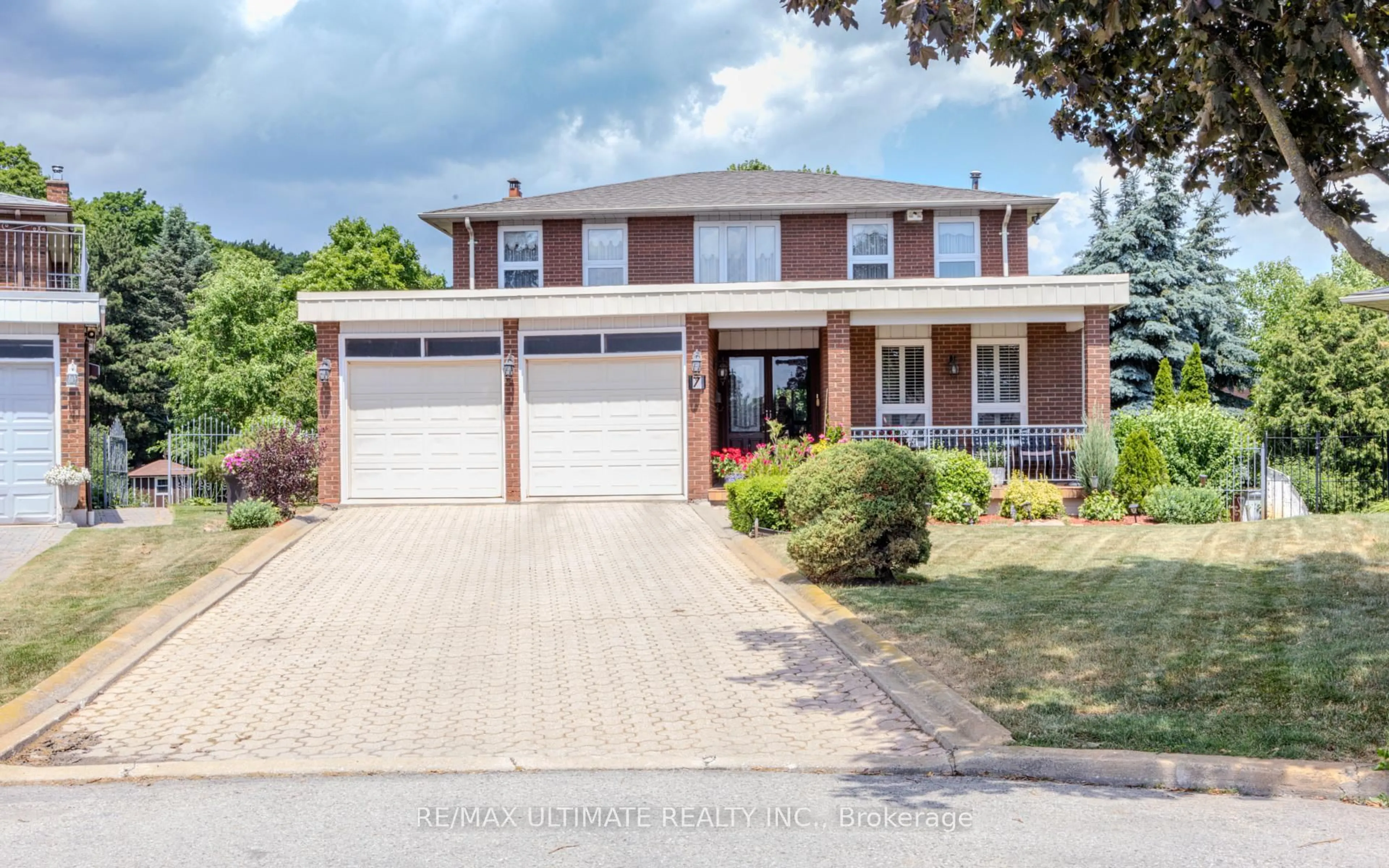 Home with brick exterior material, street for 7 Marker Crt, Toronto Ontario M3J 3E3