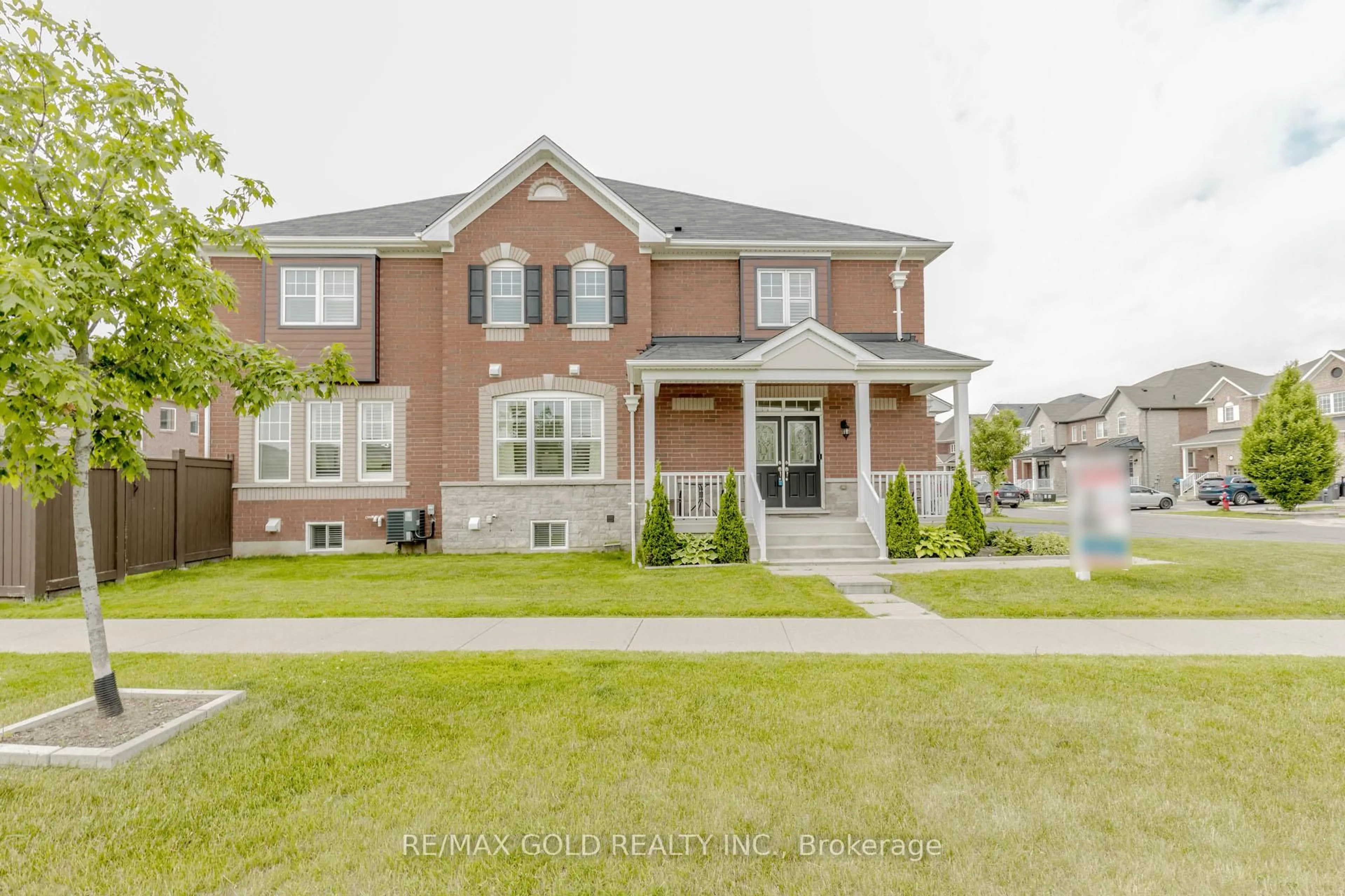 Home with brick exterior material, street for 12 Victoriaville Rd, Brampton Ontario L6X 0B2