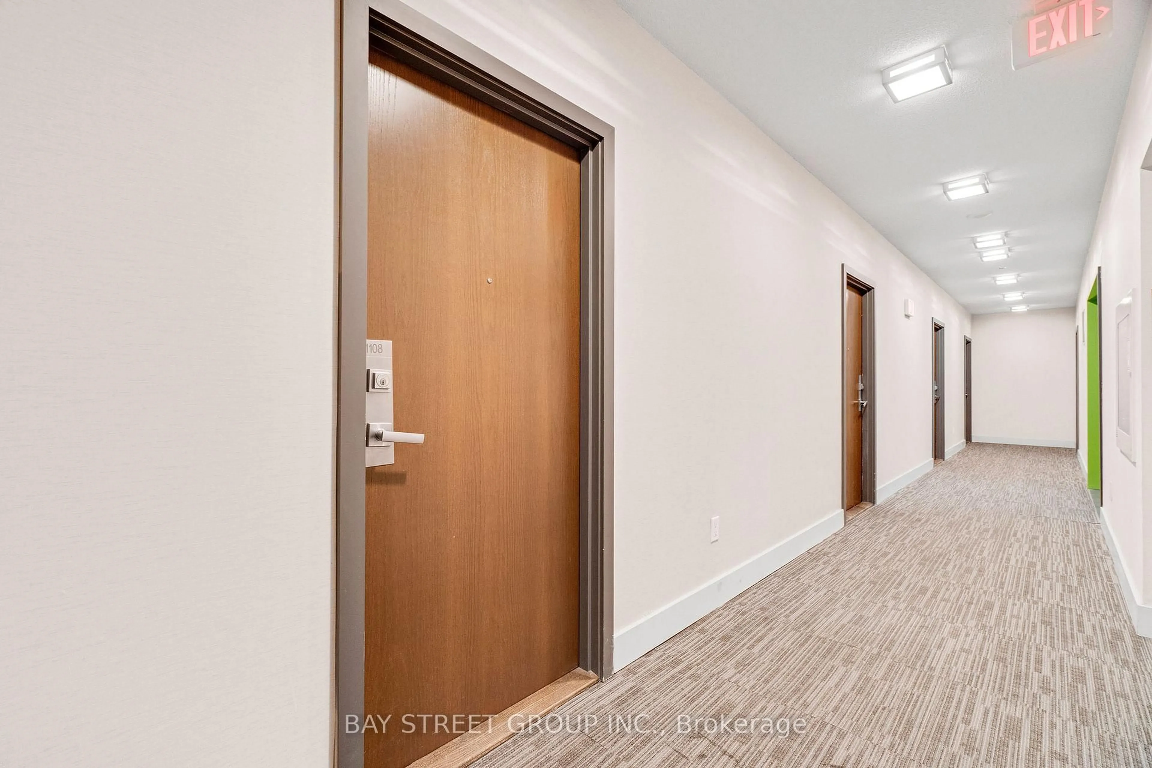 Indoor foyer for 365 Prince Of Wales Dr #1108, Mississauga Ontario L5B 0G6