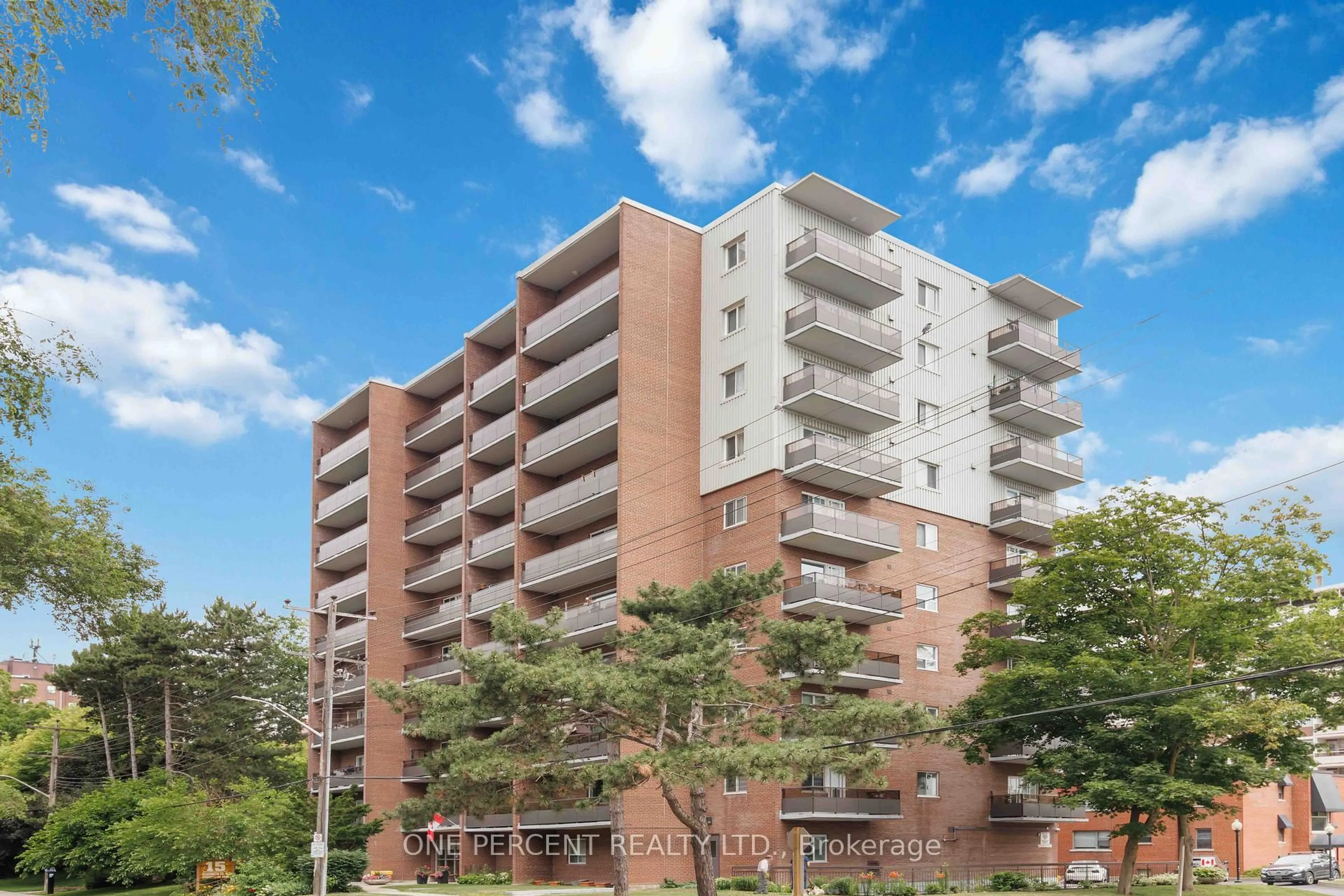 Unknown for 15 Elizabeth St #204, Mississauga Ontario L5G 2Z3