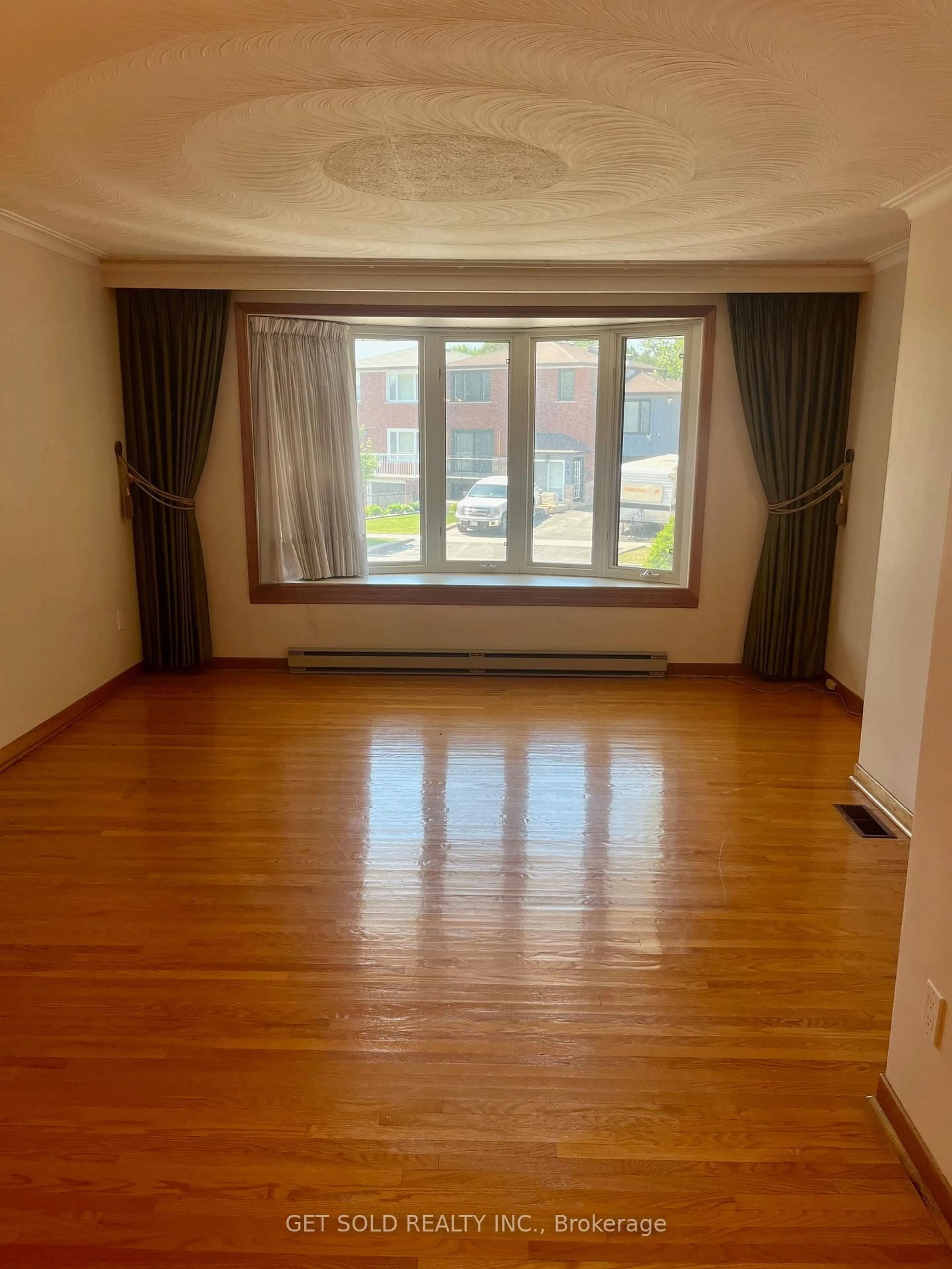 A pic of a room for 73 Franel Cres, Toronto Ontario M9L 1B6