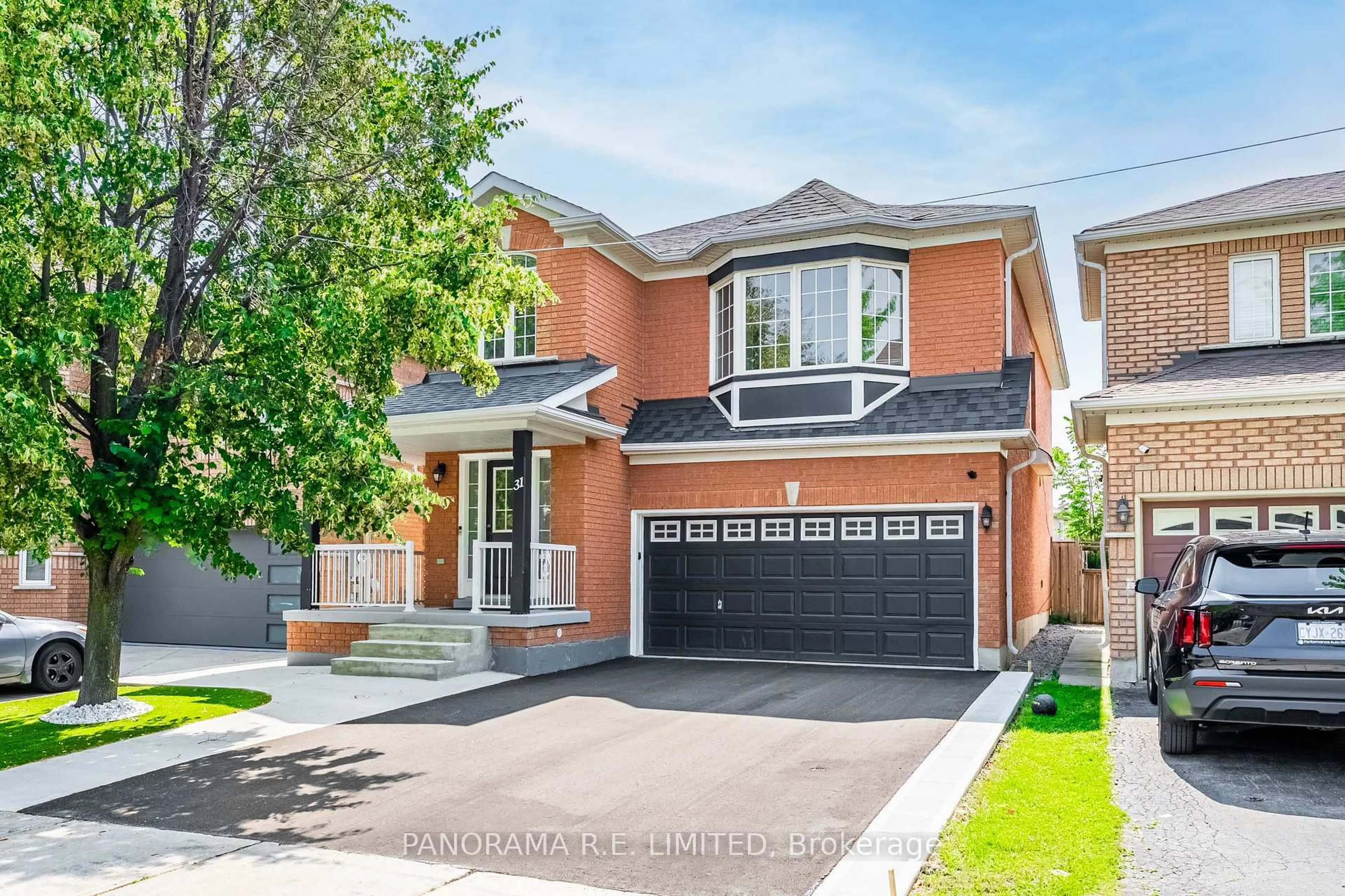 Home with brick exterior material, street for 31 Berries Dr, Brampton Ontario L7A 3R8