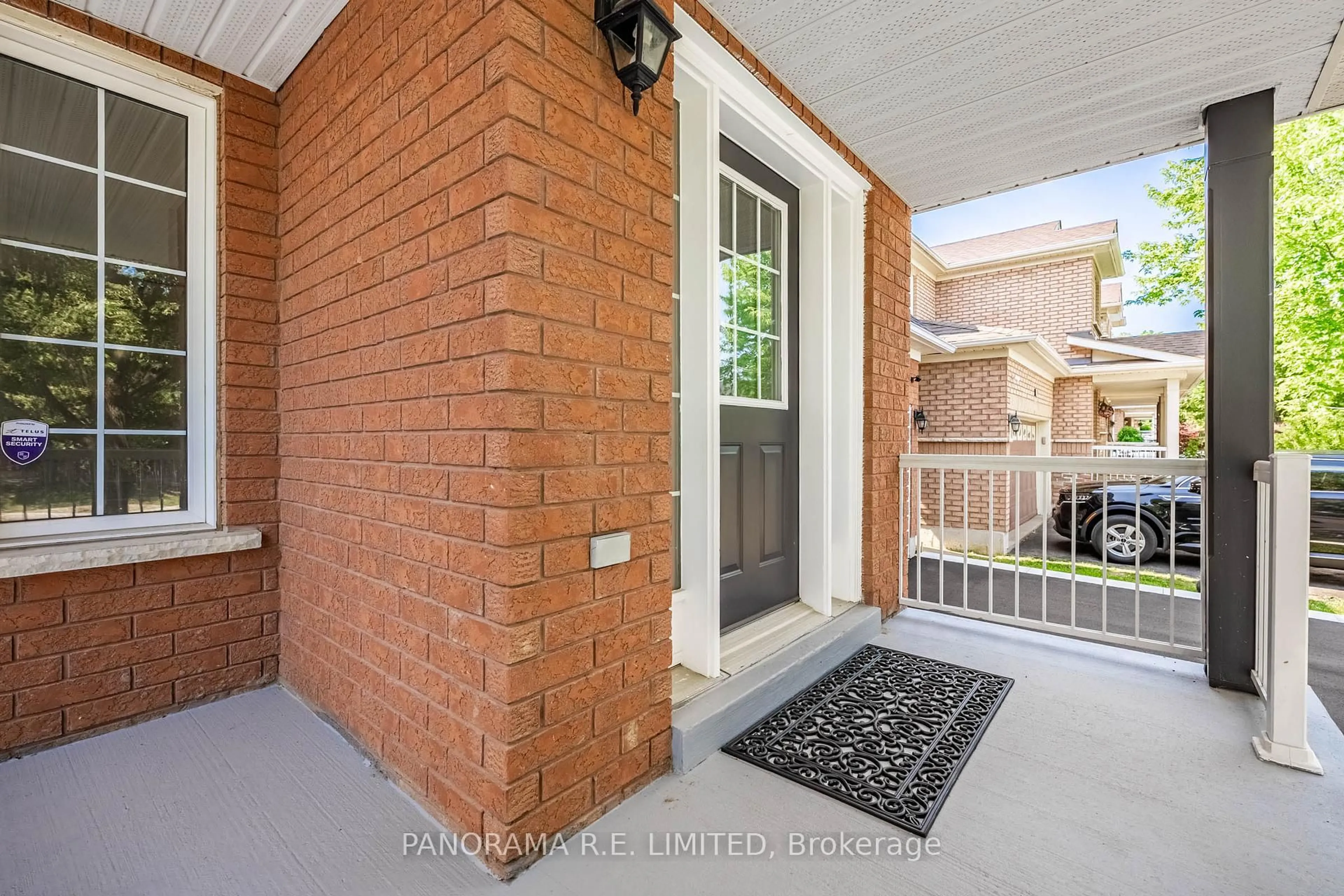 Home with brick exterior material, street for 31 Berries Dr, Brampton Ontario L7A 3R8