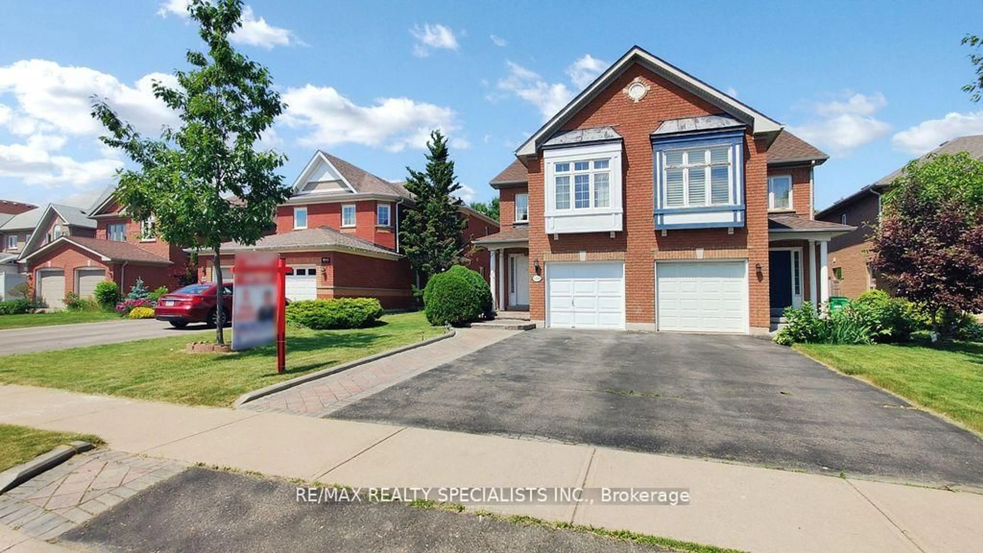 Home with brick exterior material, street for 122 Pressed Brick Dr, Brampton Ontario L6V 4L3