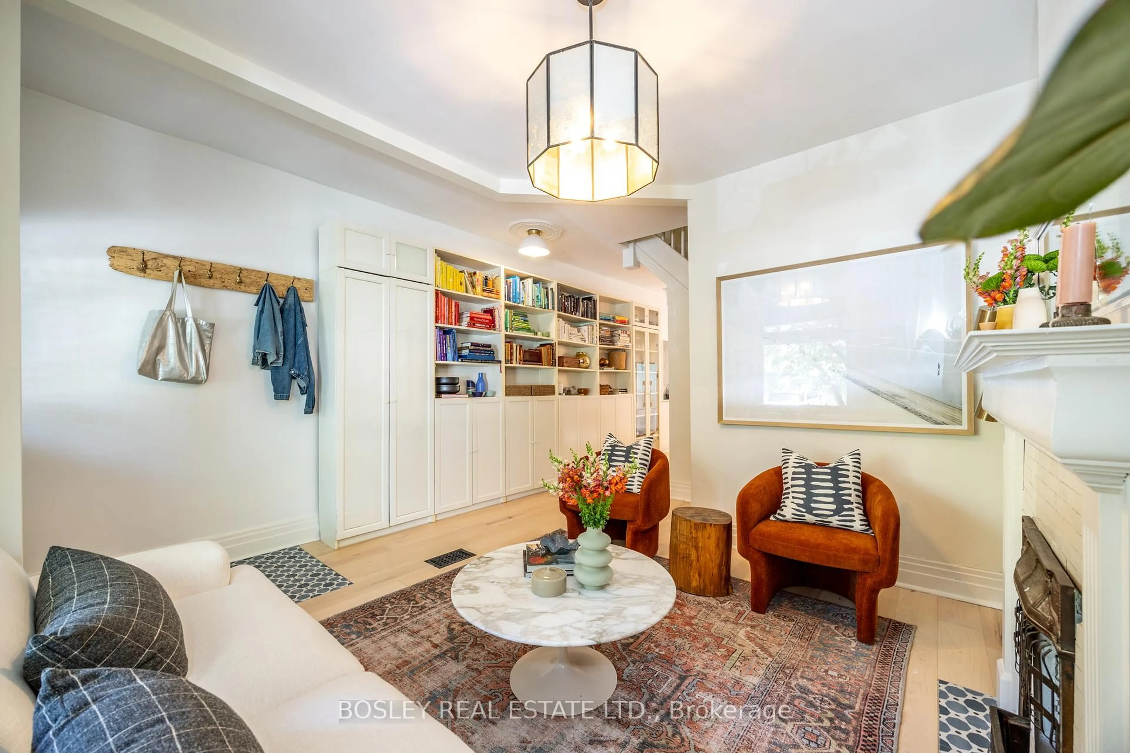 Living room with furniture, unknown for 21A Grafton Ave, Toronto Ontario M6R 1C3