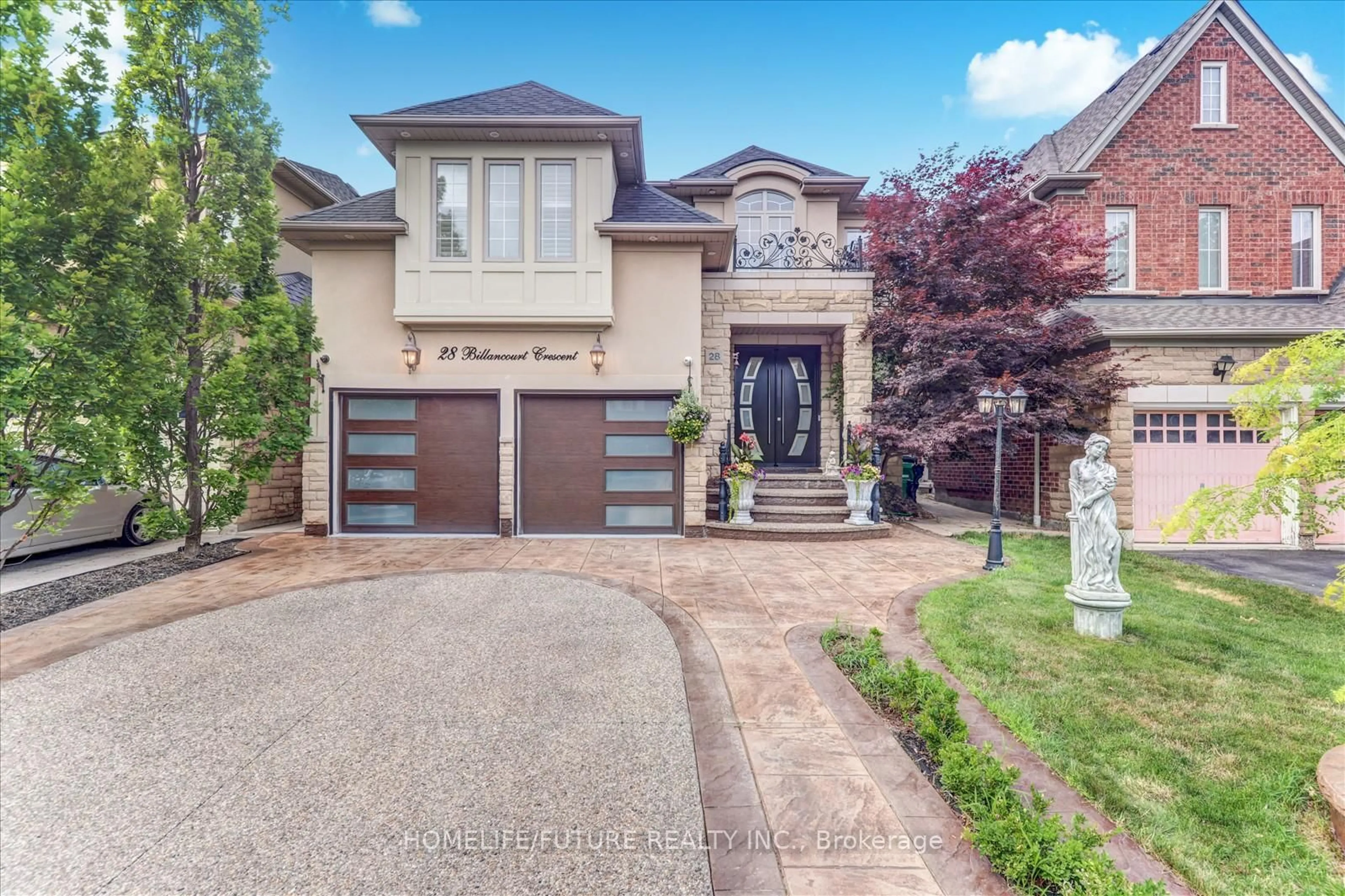 Home with brick exterior material, street for 28 Billancourt Cres, Brampton Ontario L6P 1N5