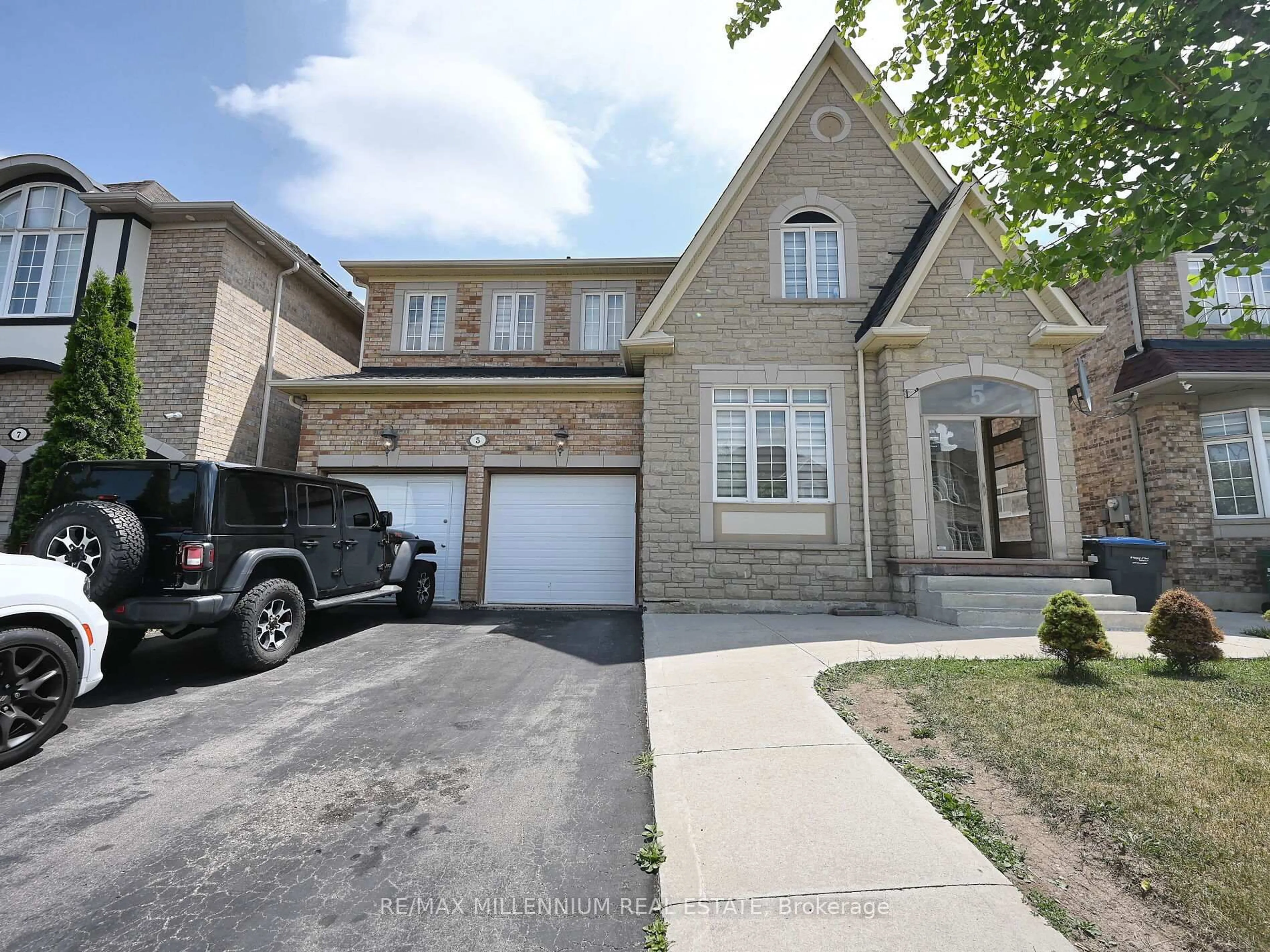 Home with brick exterior material, street for 5 Freshspring Dr, Brampton Ontario L6R 3H6