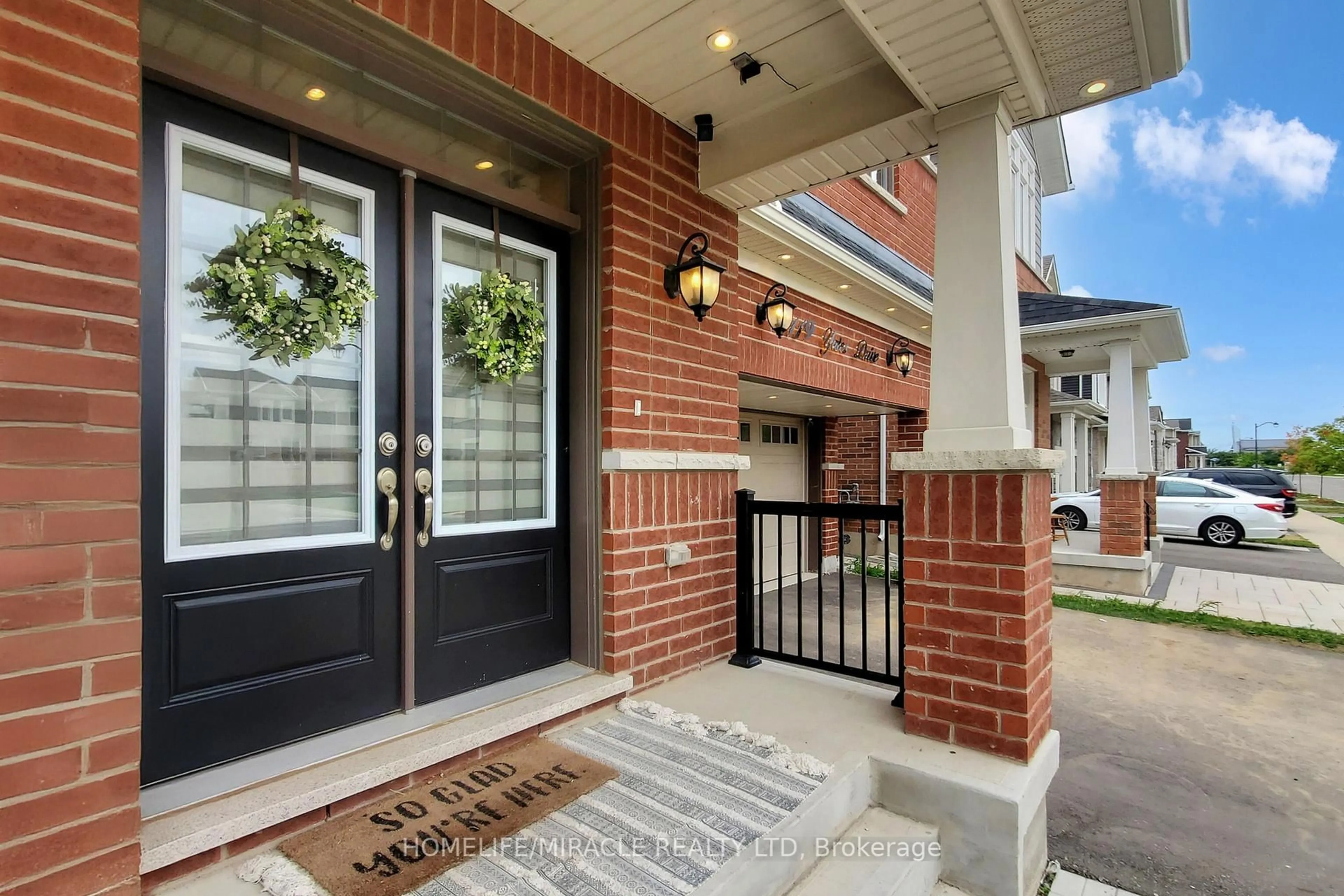 Home with brick exterior material, street for 119 Yates Dr, Milton Ontario L9E 1S5