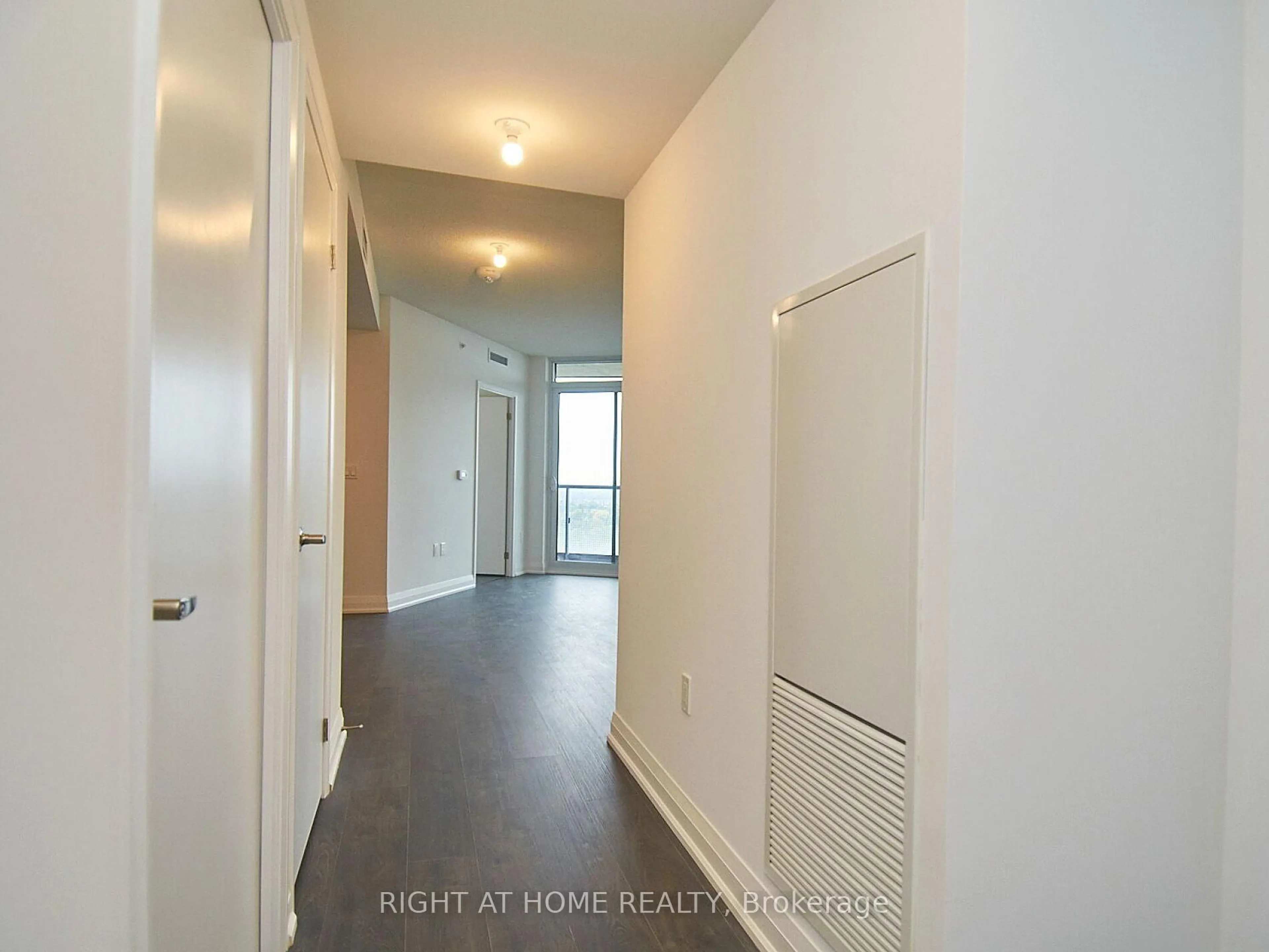 Unknown for 30 gibbs Rd #2207, Toronto Ontario M9B 0E4