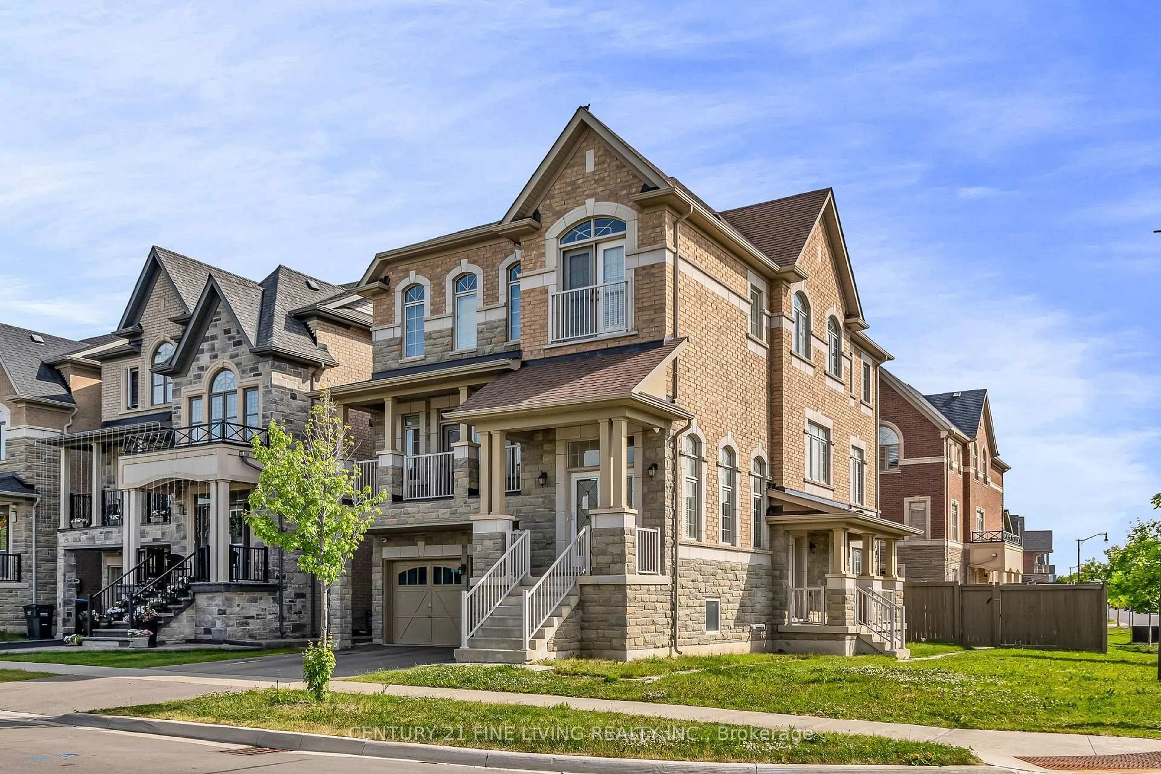 Home with brick exterior material, street for 495 Queen Mary Dr, Brampton Ontario L7A 4Y1