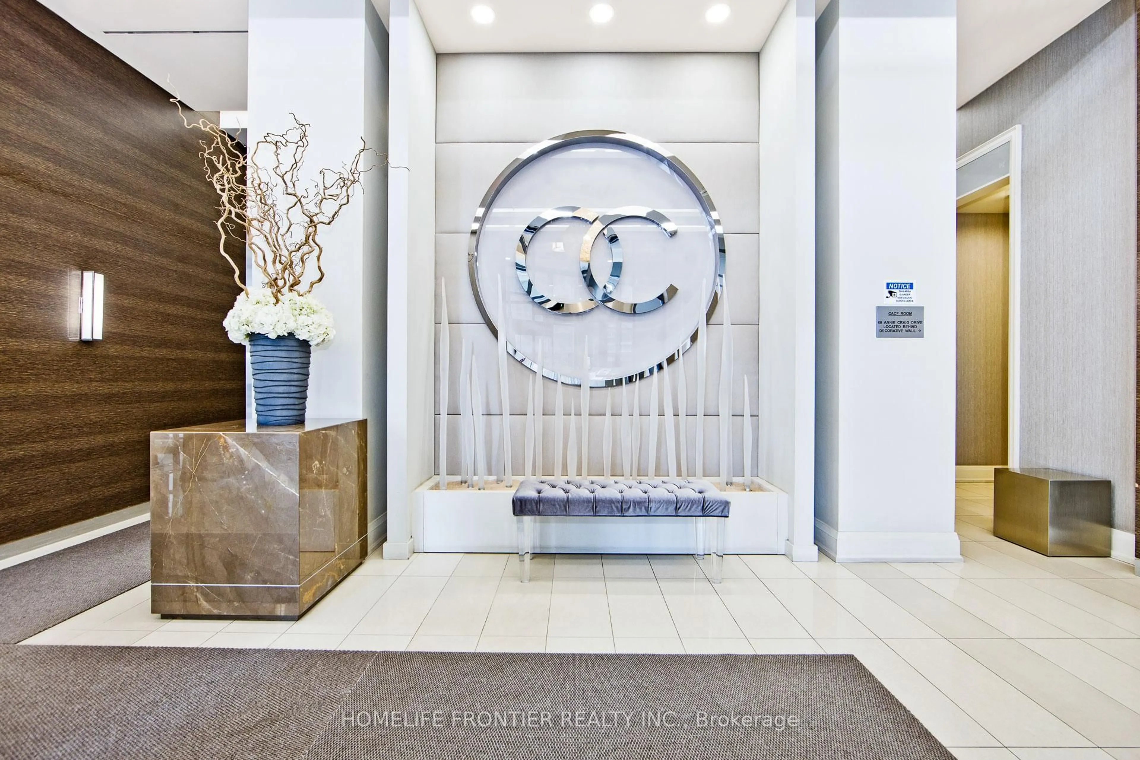 Indoor foyer for 60 Annie Craig Dr #716, Toronto Ontario M8V 0C5