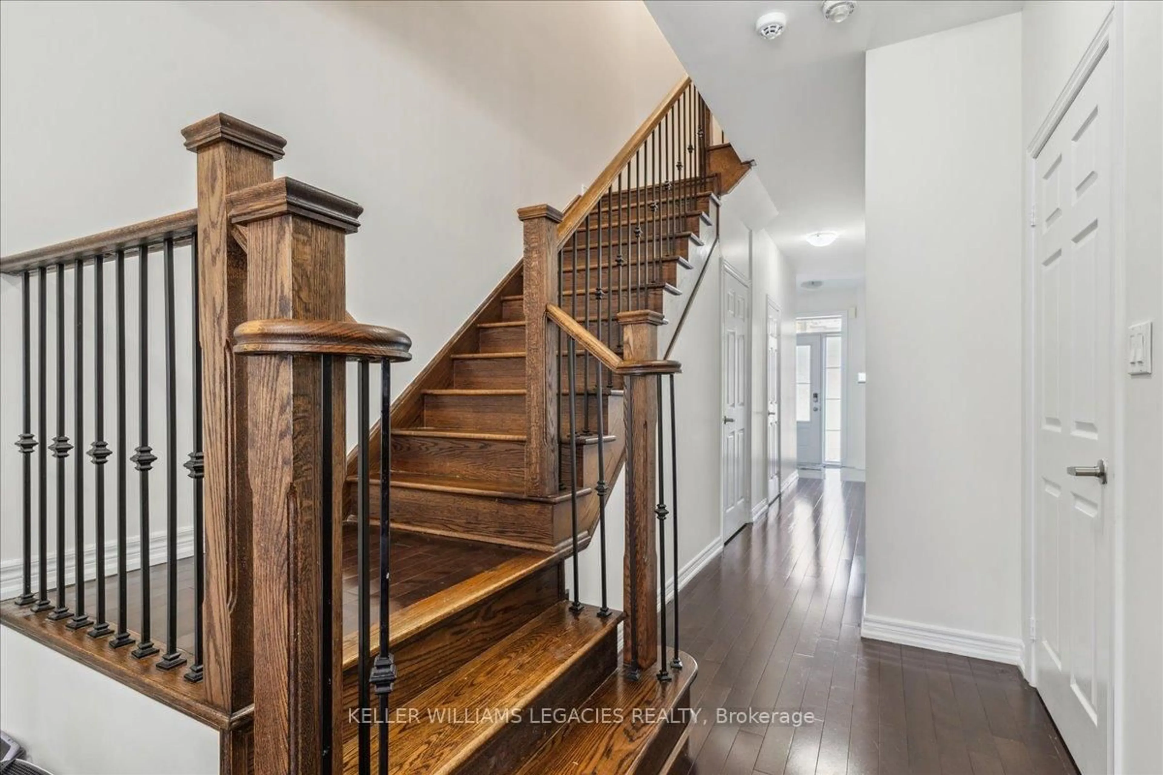 Unknown for 69 Doris Pawley Cres, Caledon Ontario L7C 4E7