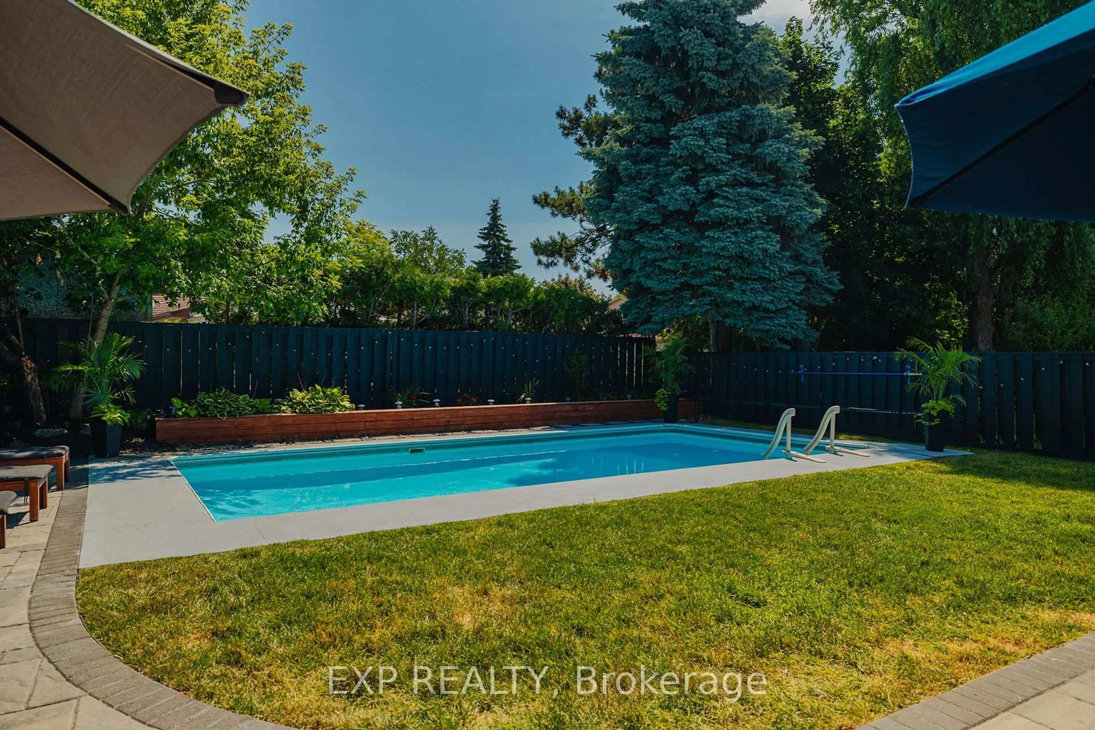 Pool for 22 Madoc Dr, Brampton Ontario L6V 1Z9