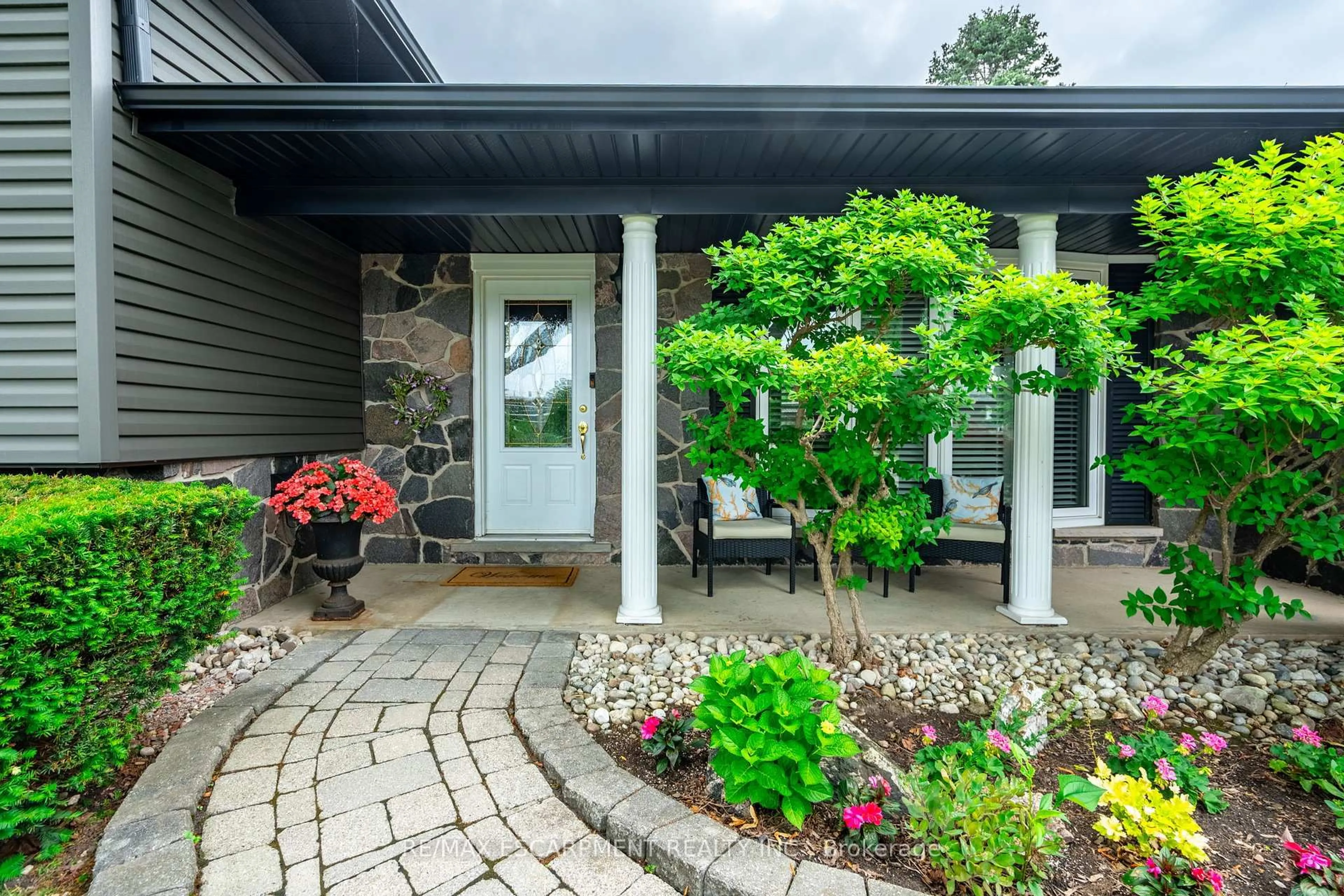 Unknown for 3237 Woodward Ave, Burlington Ontario L7N 2M6