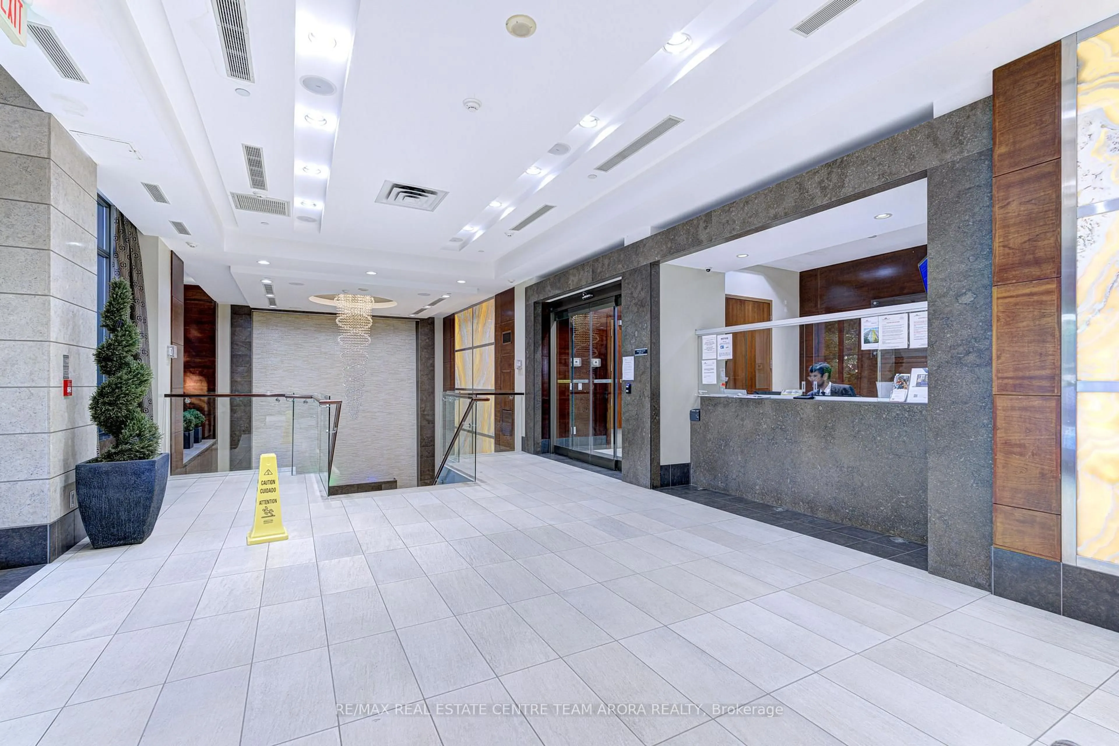 Lobby for 310 Burnhamthorpe Rd #604, Mississauga Ontario L5B 4P9