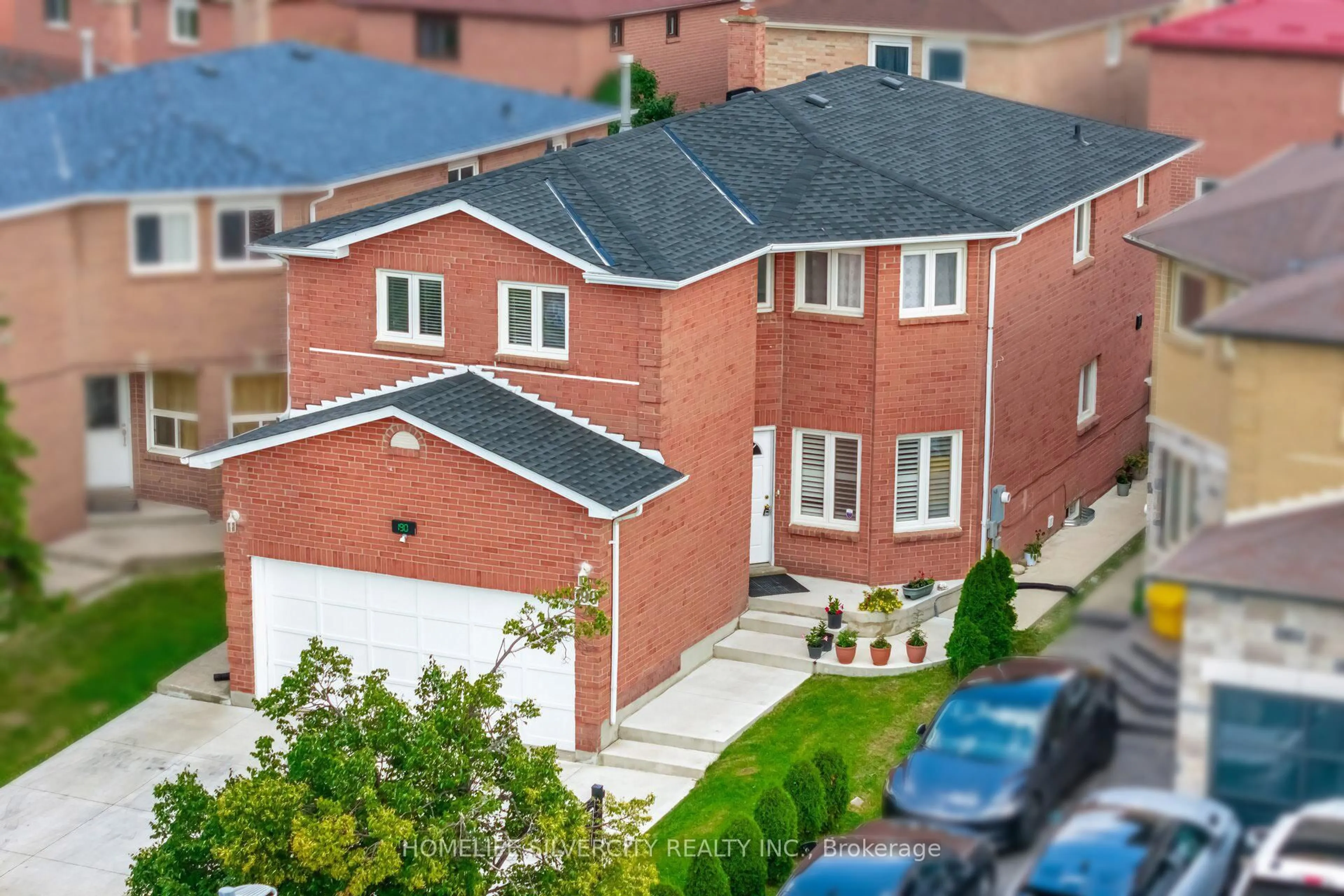 A pic from outside/outdoor area/front of a property/back of a property/a pic from drone, city buildings view from balcony for 190 Major Wm Sharpe Dr, Brampton Ontario L6X 4G5