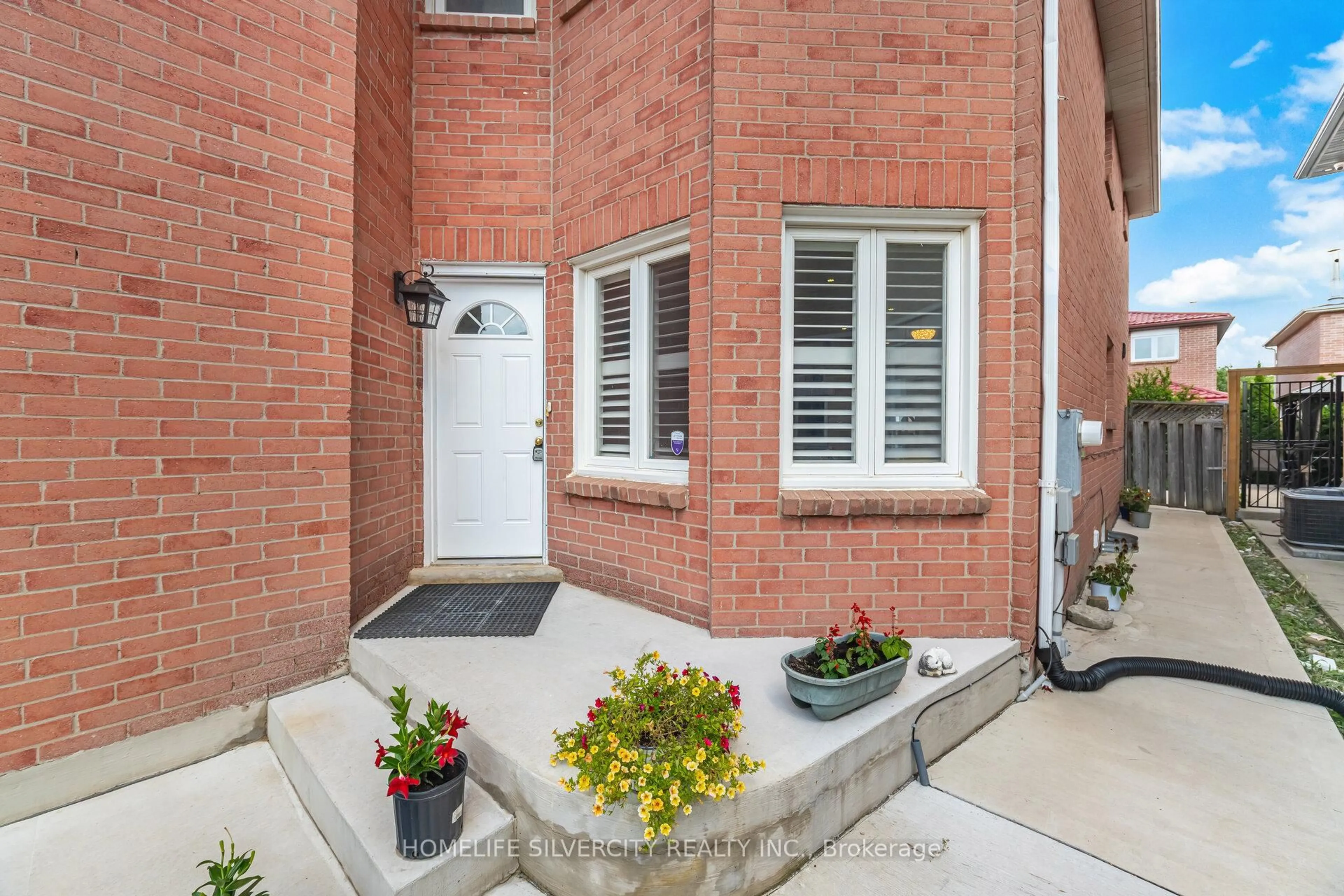Unknown for 190 Major Wm Sharpe Dr, Brampton Ontario L6X 4G5