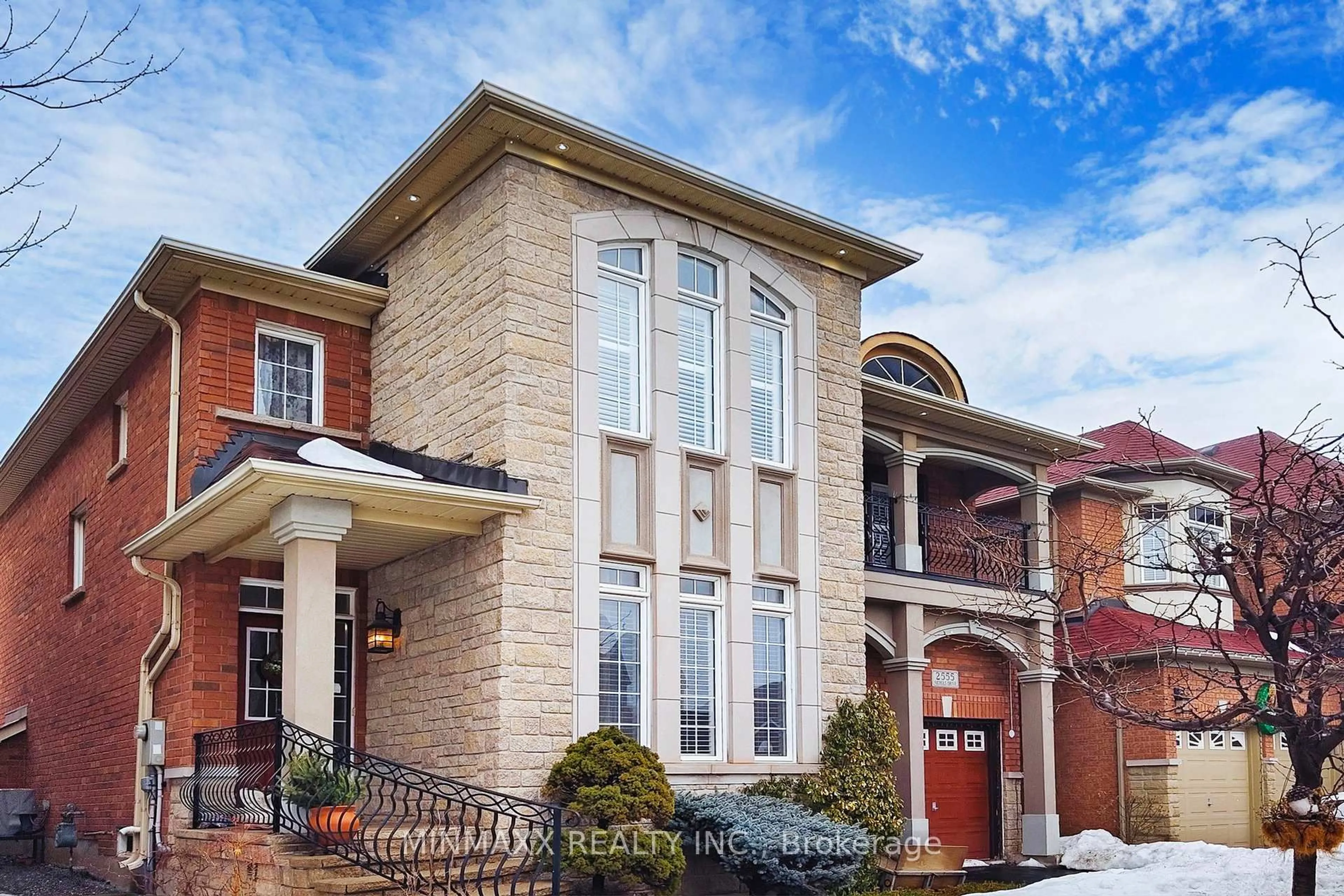 Home with brick exterior material, building for 2555 Nichols Dr, Oakville Ontario L6H 7L3