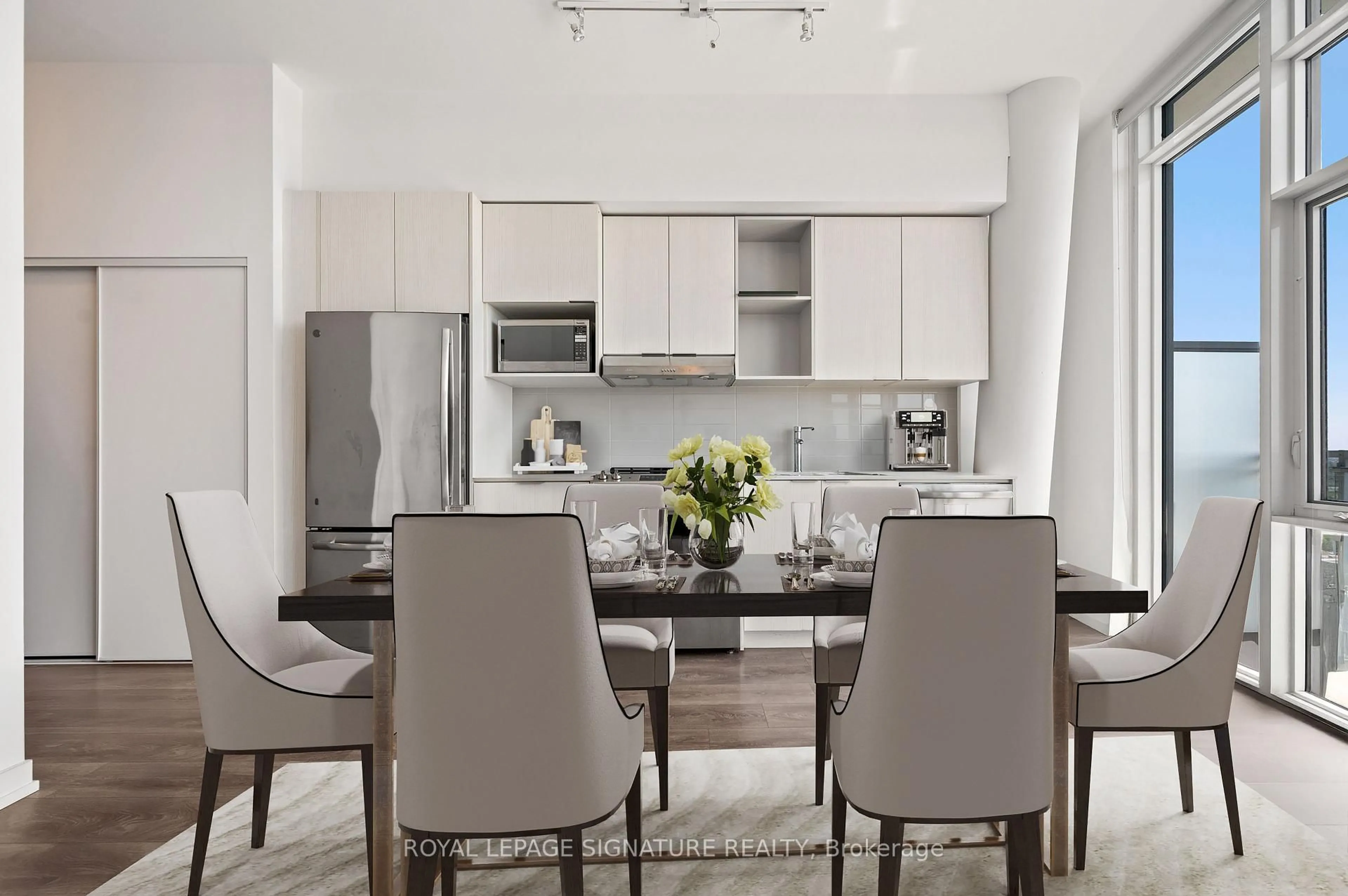 Open concept kitchen, unknown for 2520 Eglinton Ave #PH1905, Mississauga Ontario L5M 0Y2