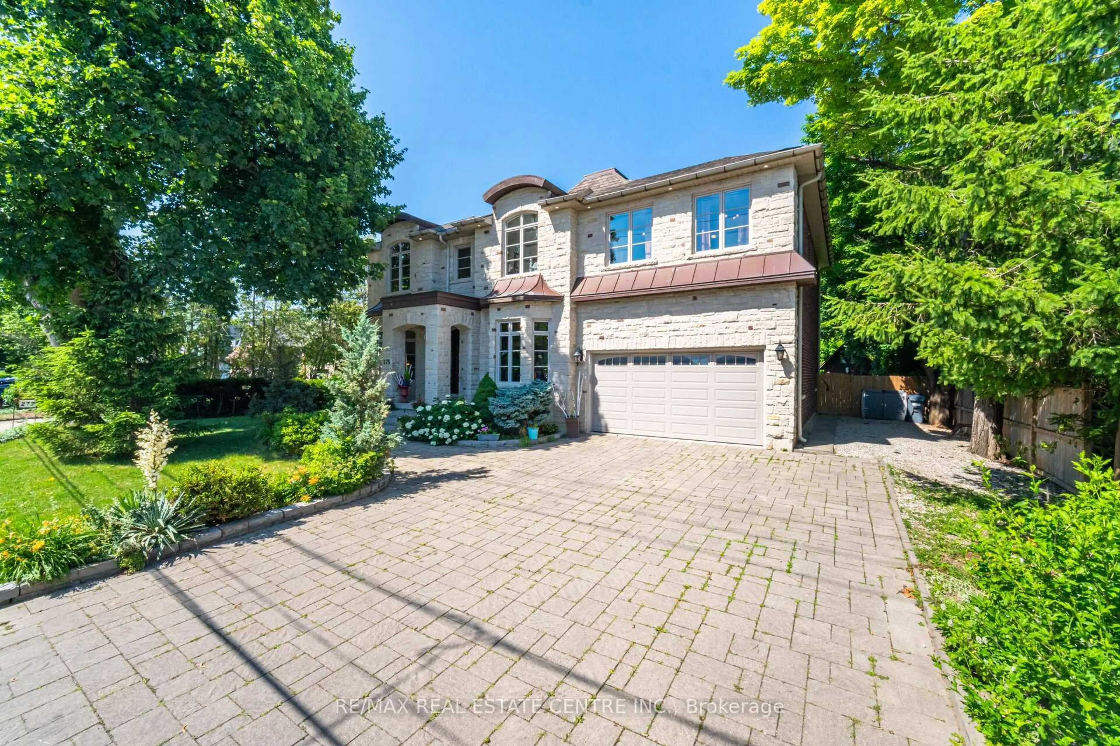 Home with brick exterior material, street for 275 Martin St, Milton Ontario L9T 2R7