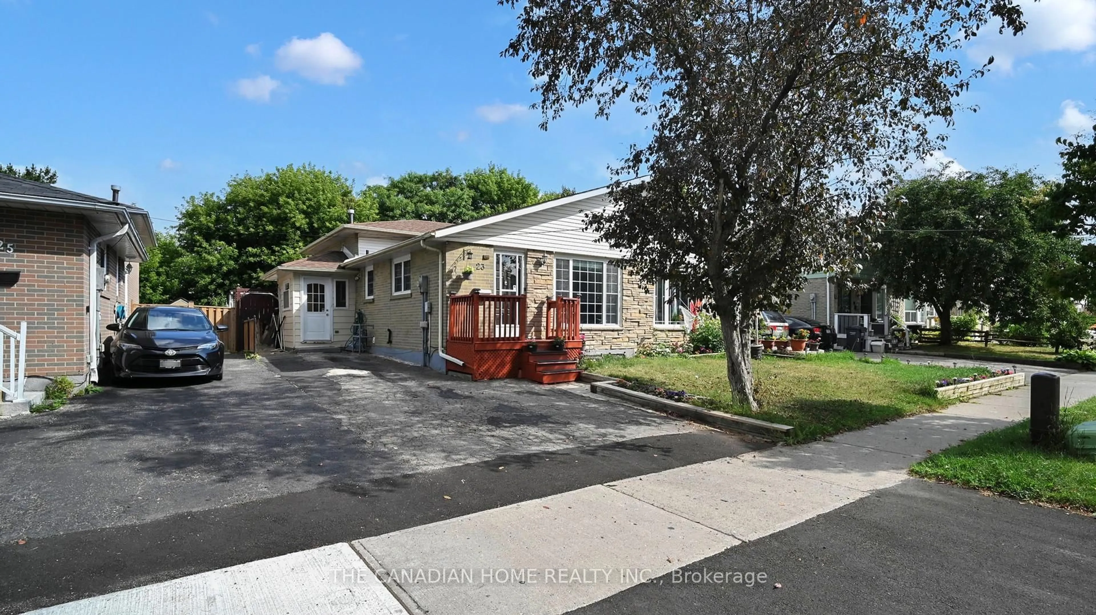 Home with vinyl exterior material, street for 23 Crawford Dr, Brampton Ontario L6V 2C6