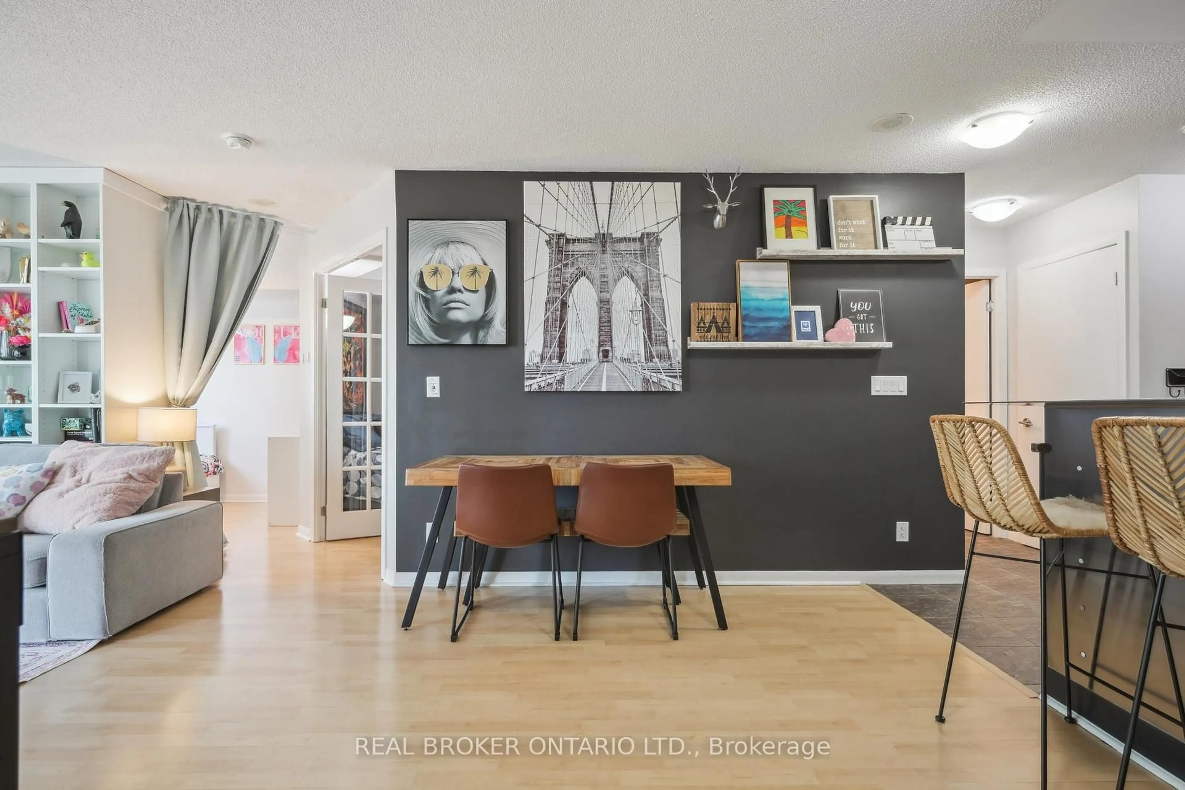 Unknown for 185 Legion Rd #608, Toronto Ontario M8Y 0A1