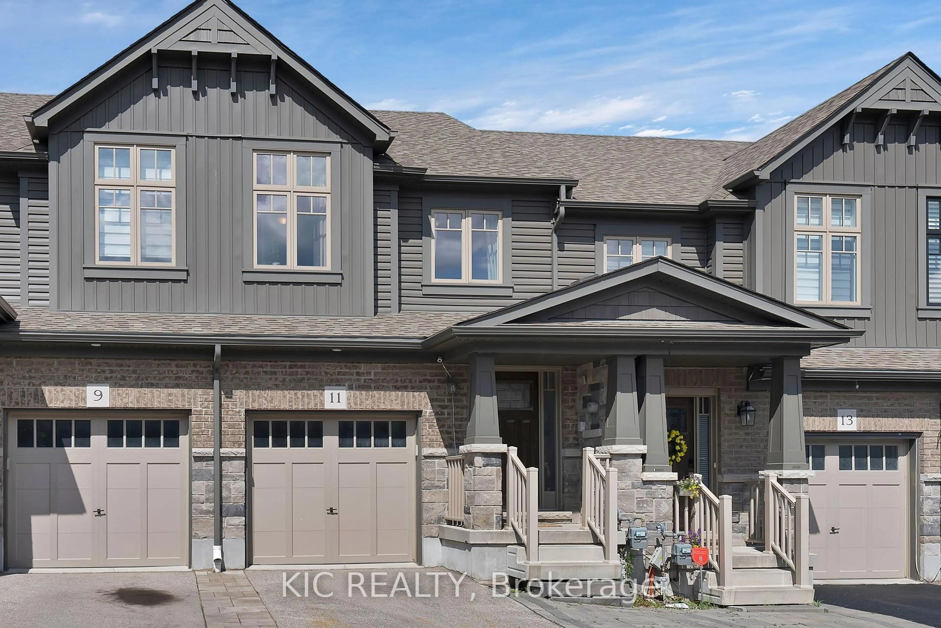 Home with brick exterior material, street for 11 Winterton Crt, Orangeville Ontario L9W 7N5