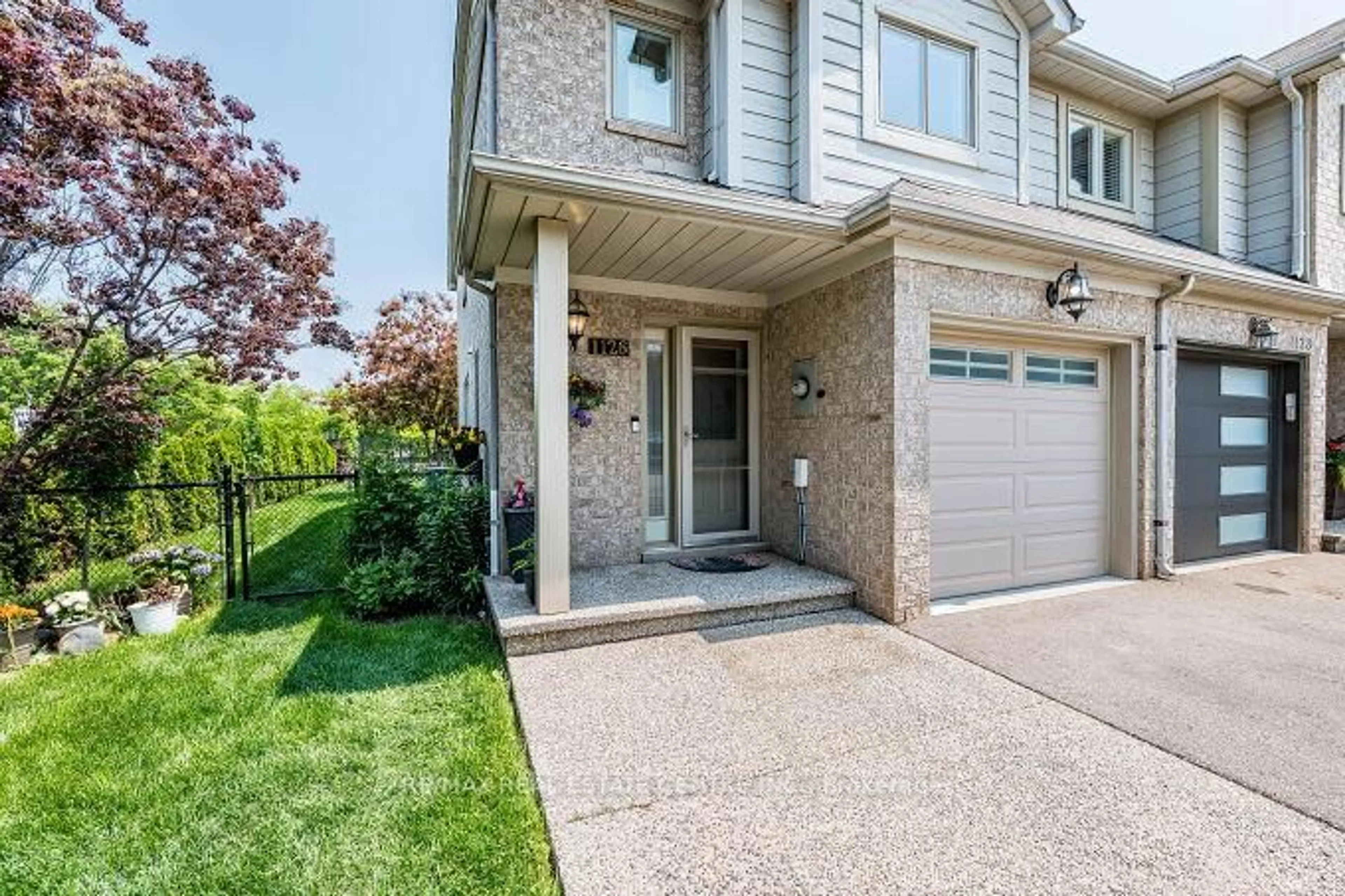 Unknown for 1126 Westview Terr, Oakville Ontario L6M 3M1