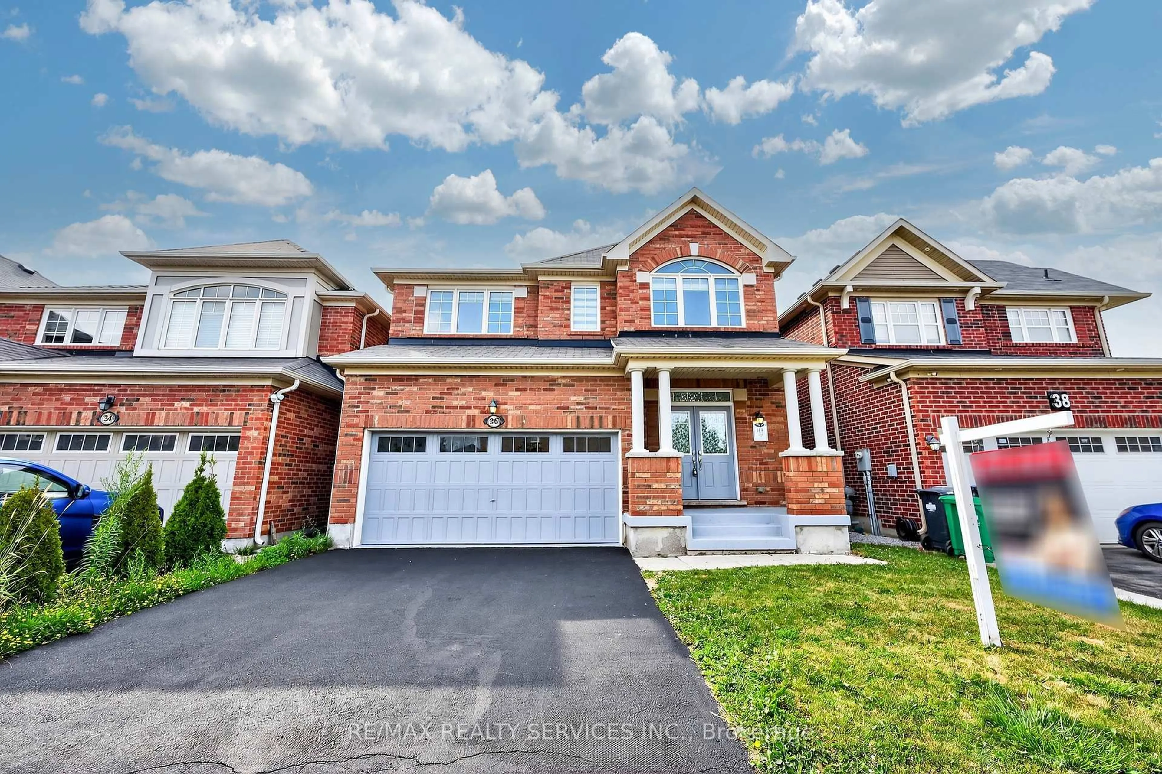 Home with brick exterior material, street for 36 Ventura Ave, Brampton Ontario L6Y 4Y8