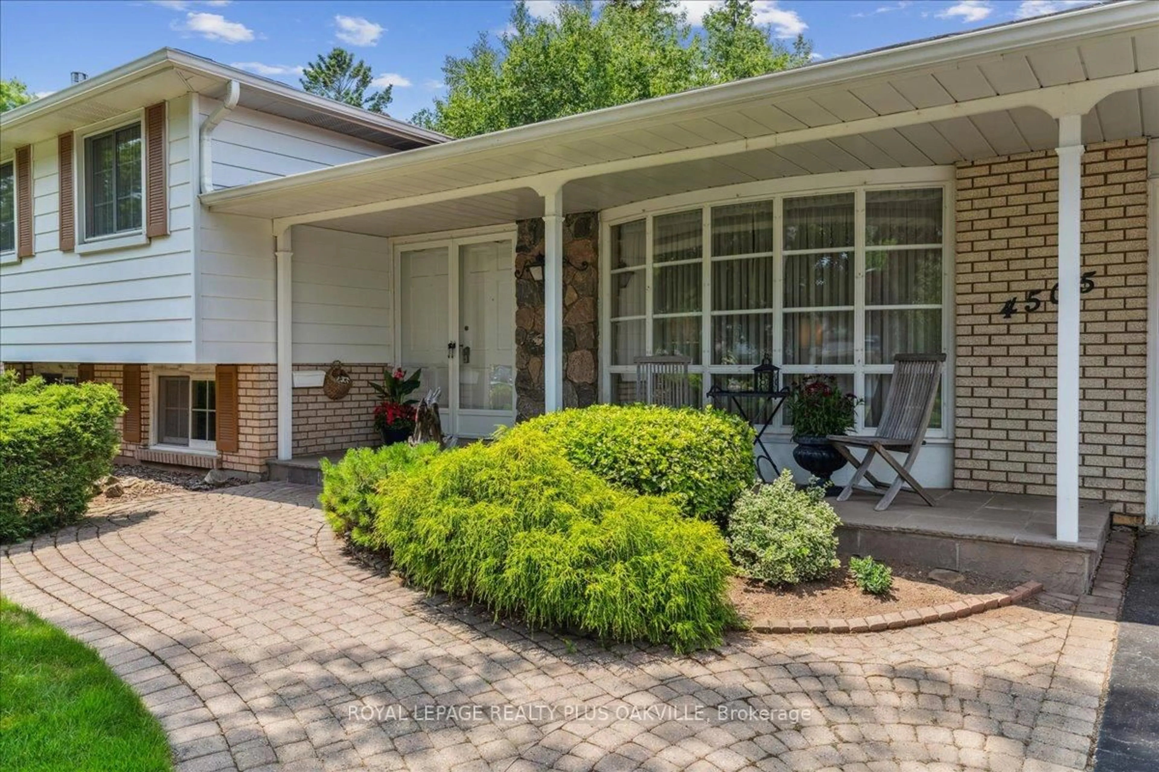 Unknown for 4505 Spruce Ave, Burlington Ontario L7L 1M5